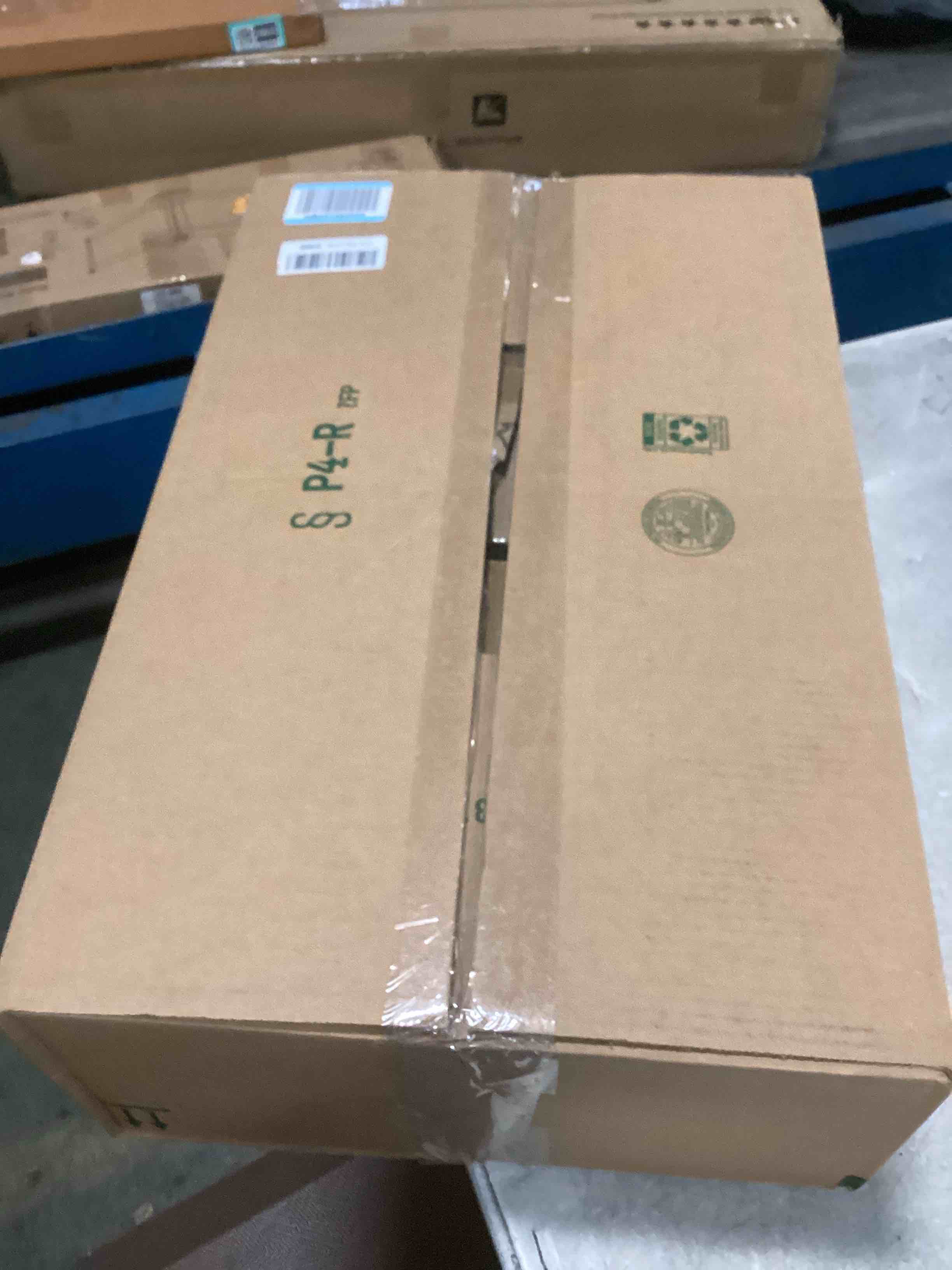 https://s3.amazonaws.com/lotting-images-prod/bidfta/PNK3704930_1749482675666.jpeg
