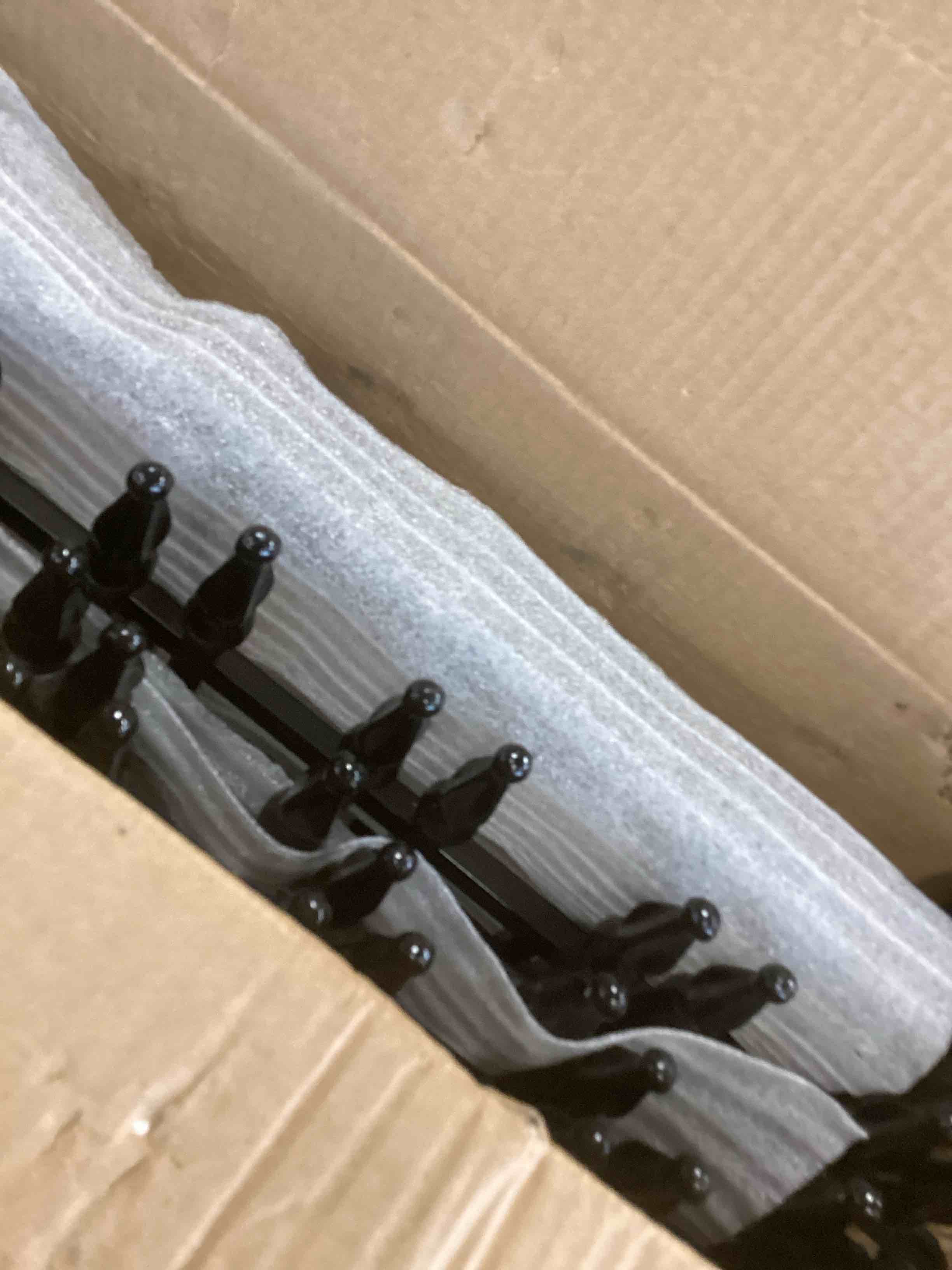 https://s3.amazonaws.com/lotting-images-prod/bidfta/PNK3704978_1749486784814.jpeg