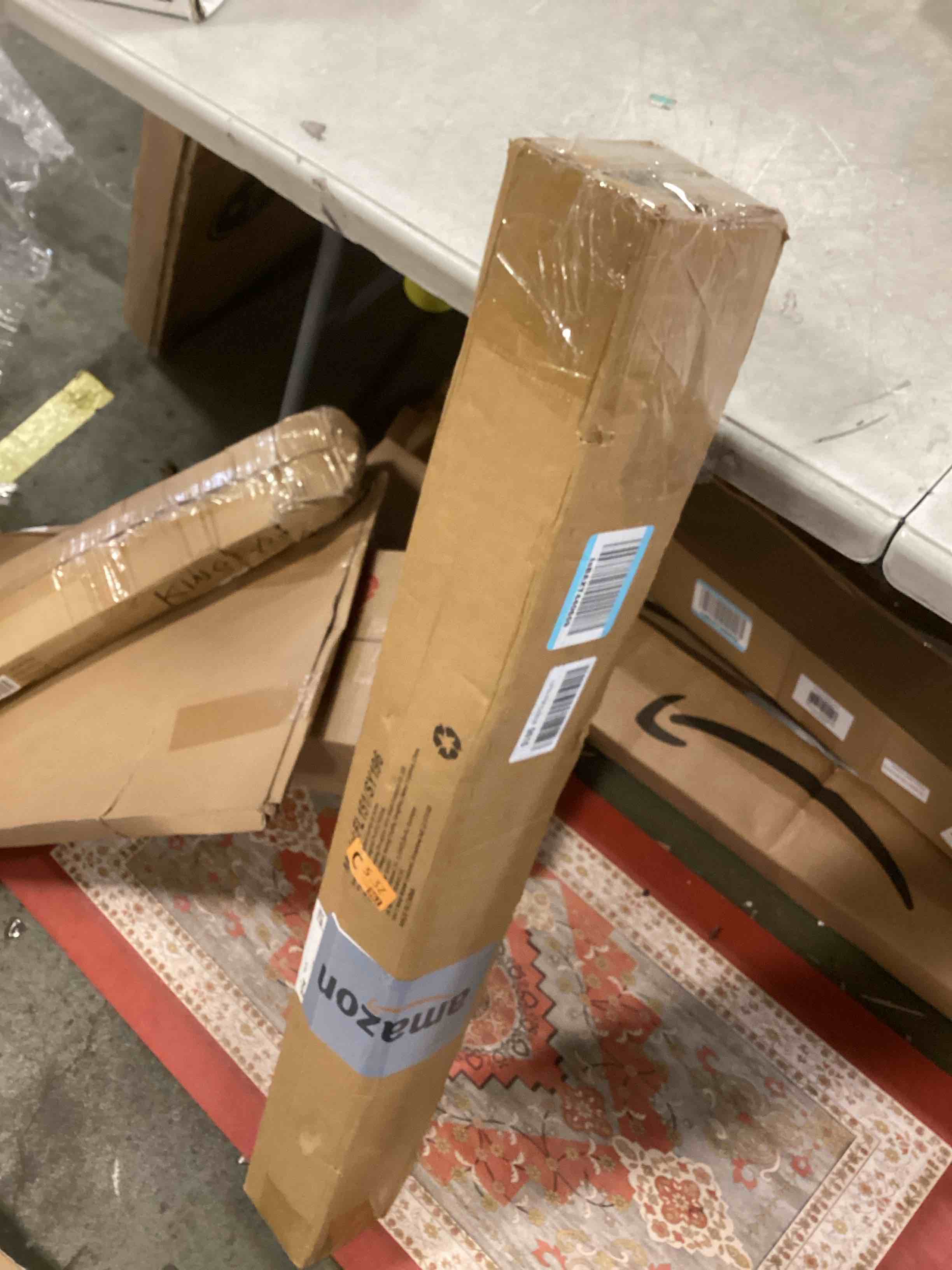 https://s3.amazonaws.com/lotting-images-prod/bidfta/PNK3705244_1749572564024.jpeg