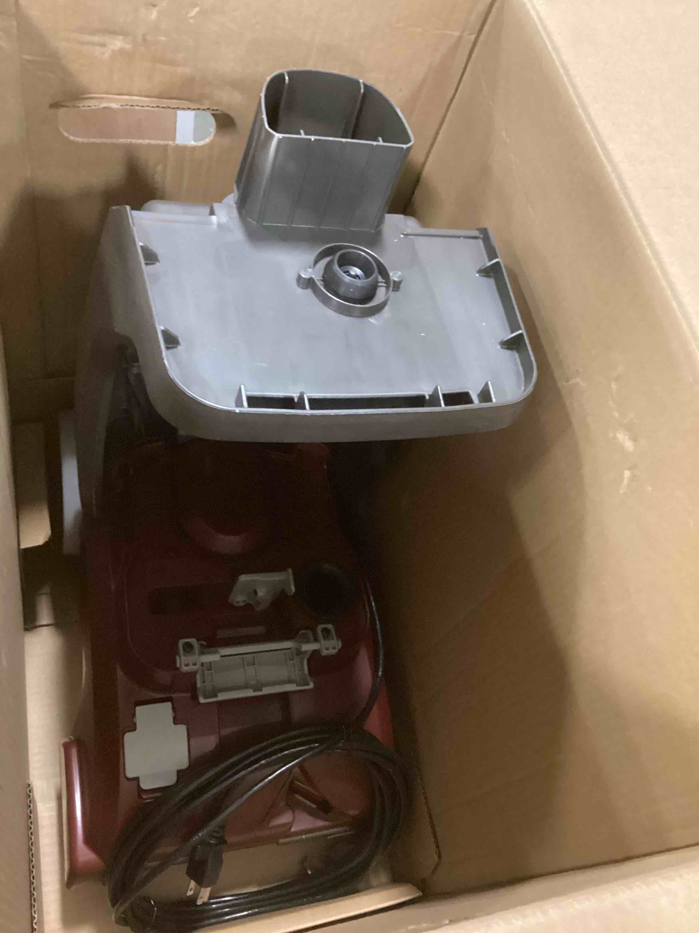 https://s3.amazonaws.com/lotting-images-prod/bidfta/PNK3706660_1746469869450.jpeg