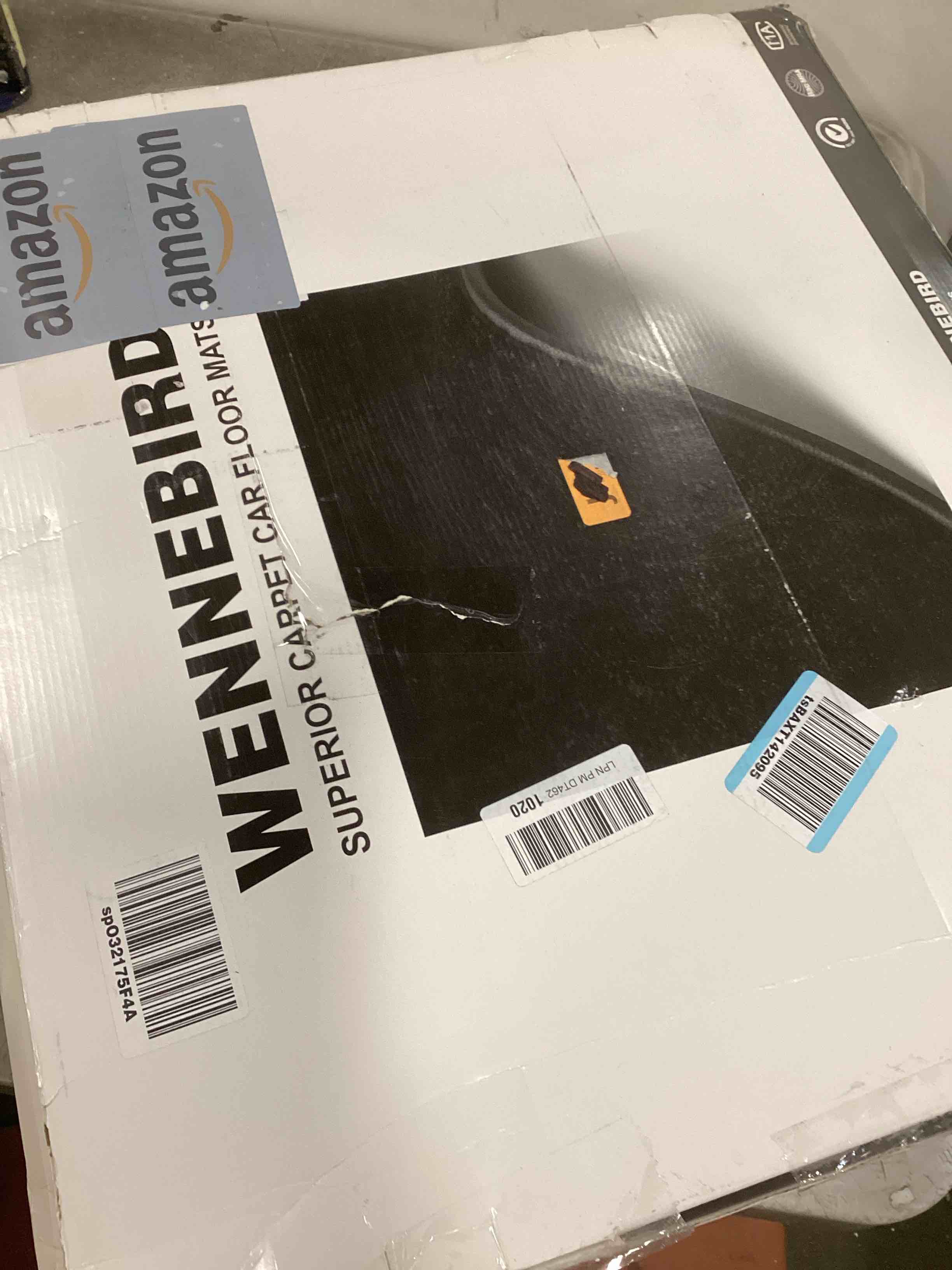 https://s3.amazonaws.com/lotting-images-prod/bidfta/PNK3706960_1746716106332.jpeg