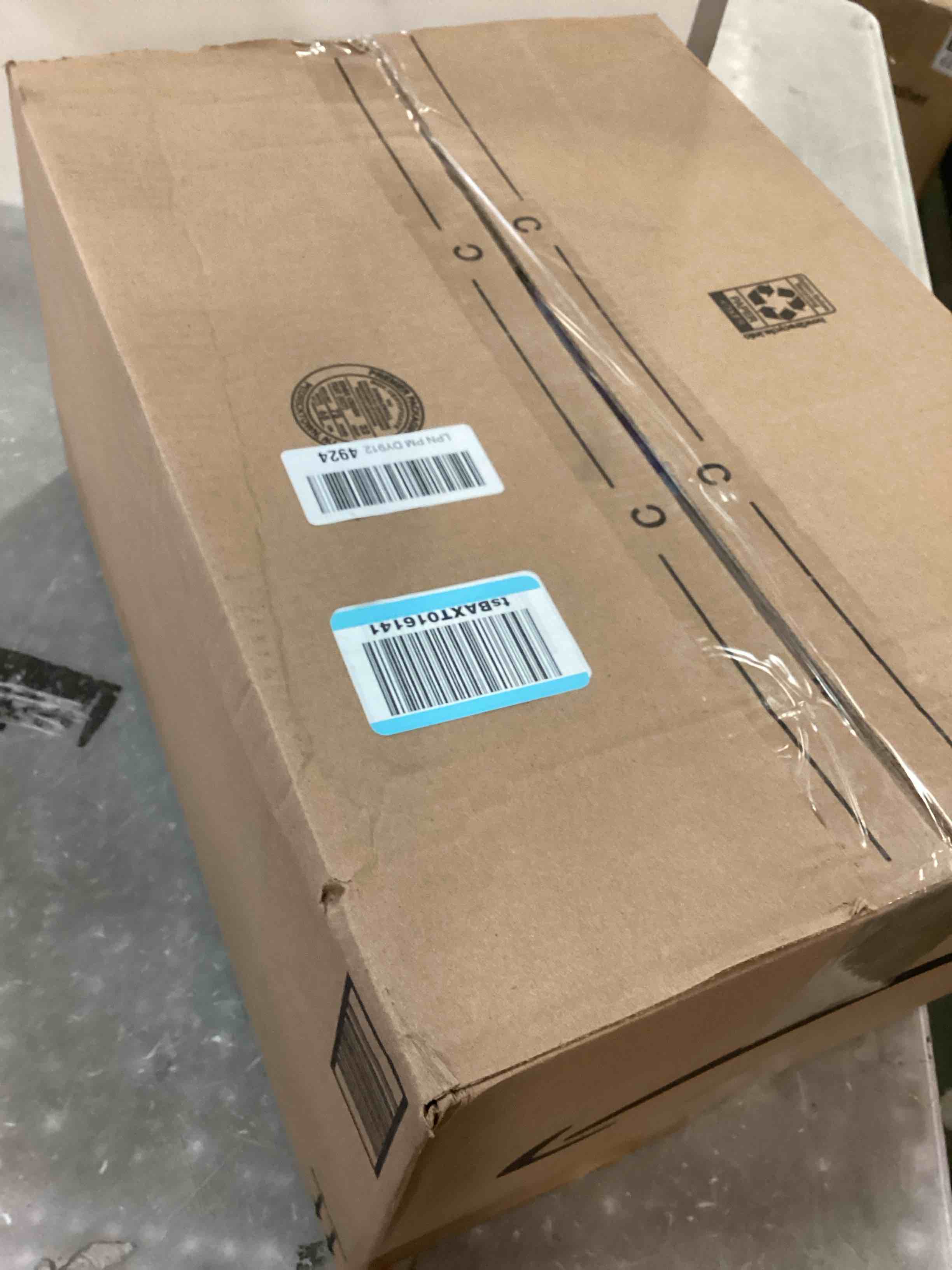https://s3.amazonaws.com/lotting-images-prod/bidfta/PNK3707742_1747158871080.jpeg