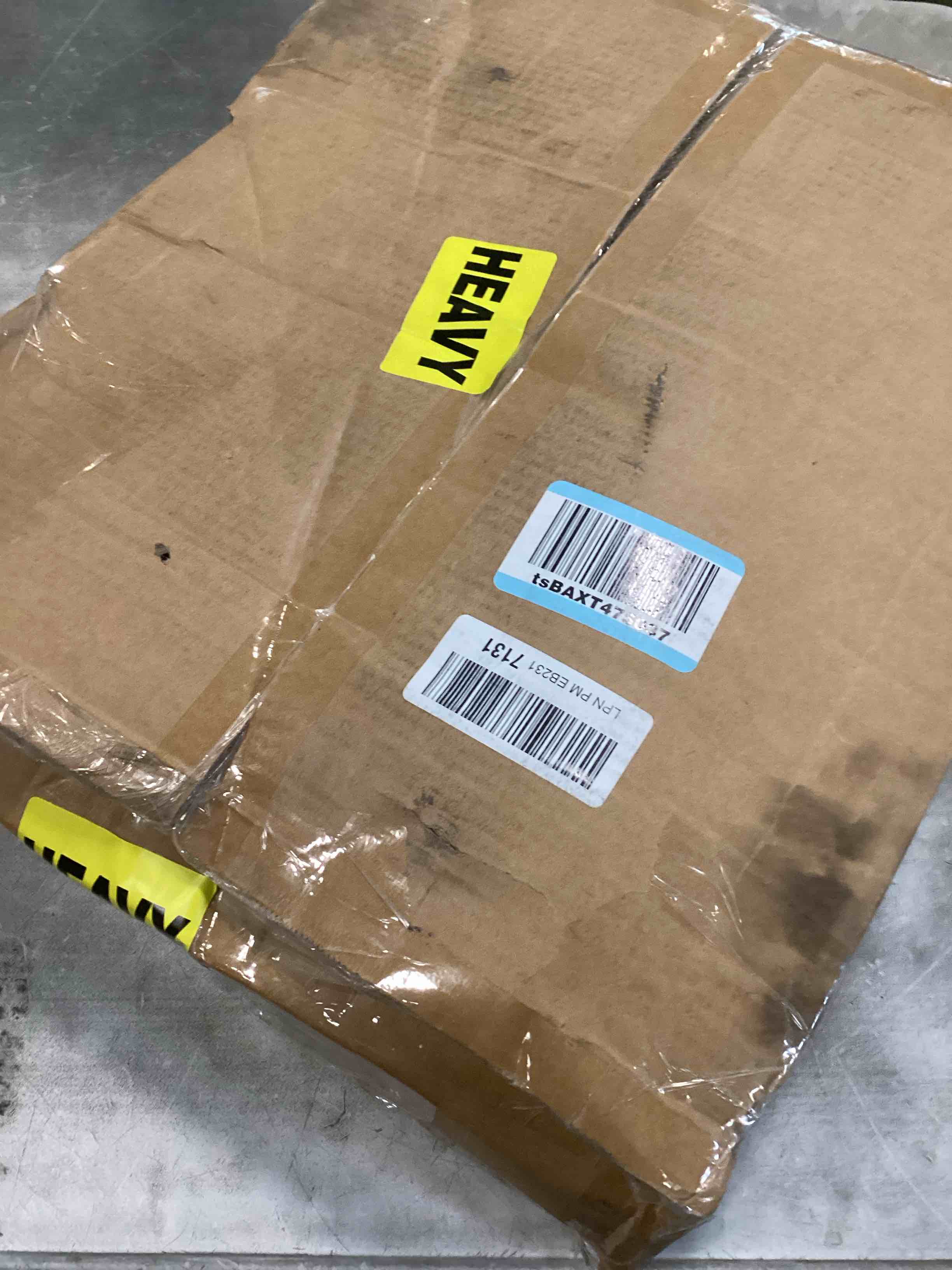 https://s3.amazonaws.com/lotting-images-prod/bidfta/PNK3708571_1747666704403.jpeg
