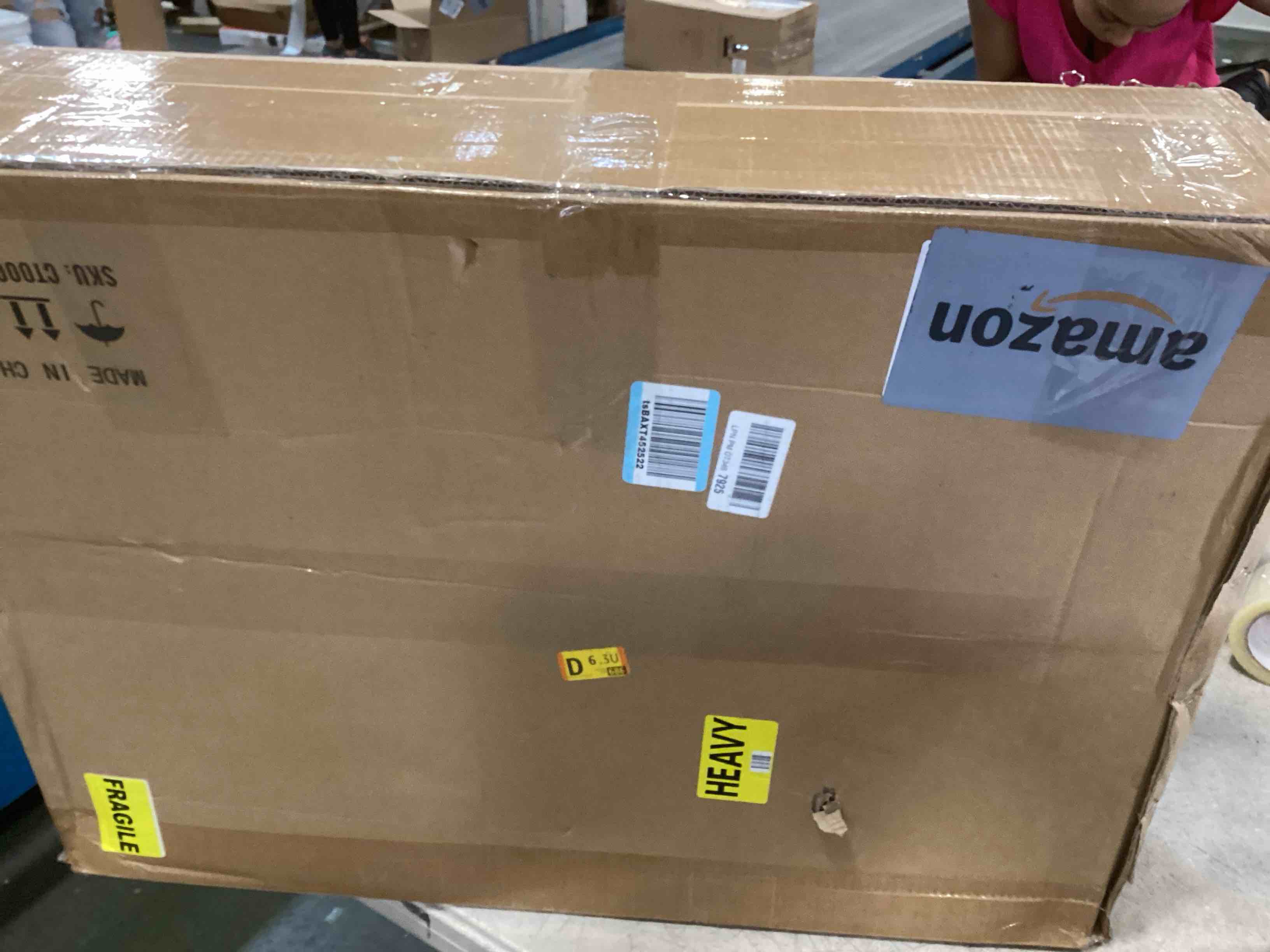https://s3.amazonaws.com/lotting-images-prod/bidfta/PNK3709133_1746457105454.jpeg