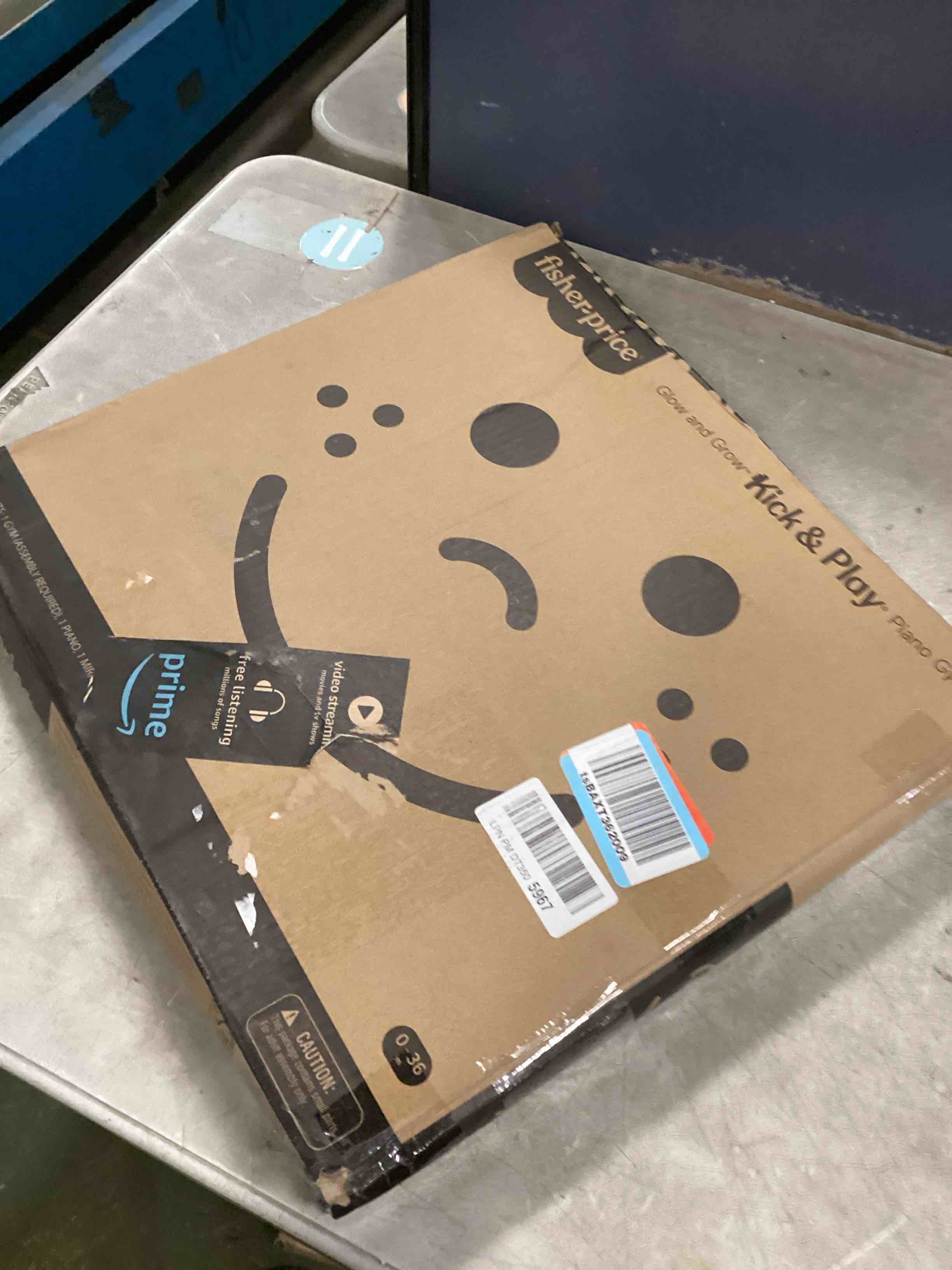 https://s3.amazonaws.com/lotting-images-prod/bidfta/PNK3709210_1746535604438.jpeg