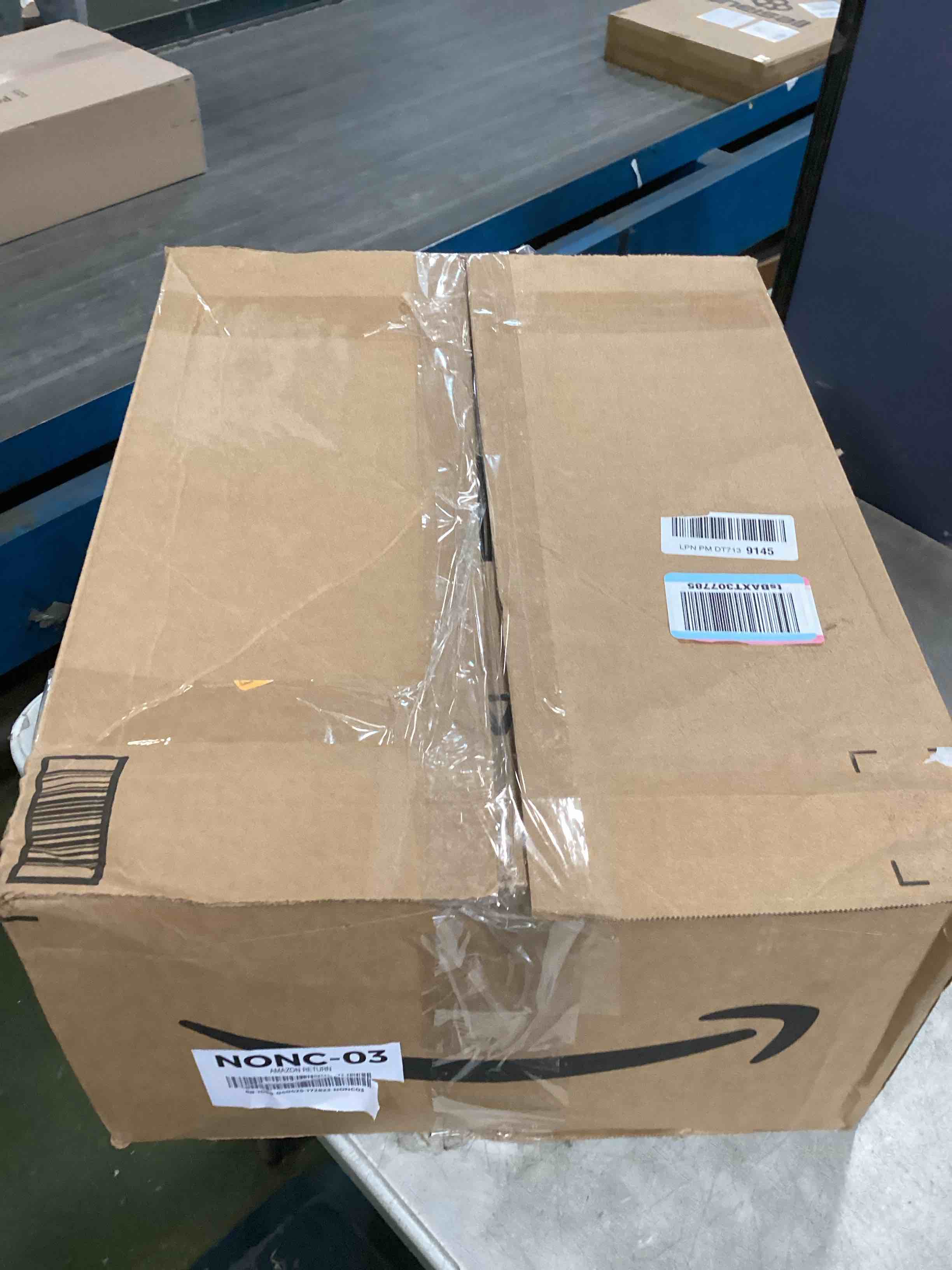 https://s3.amazonaws.com/lotting-images-prod/bidfta/PNK3709358_1746554672843.jpeg