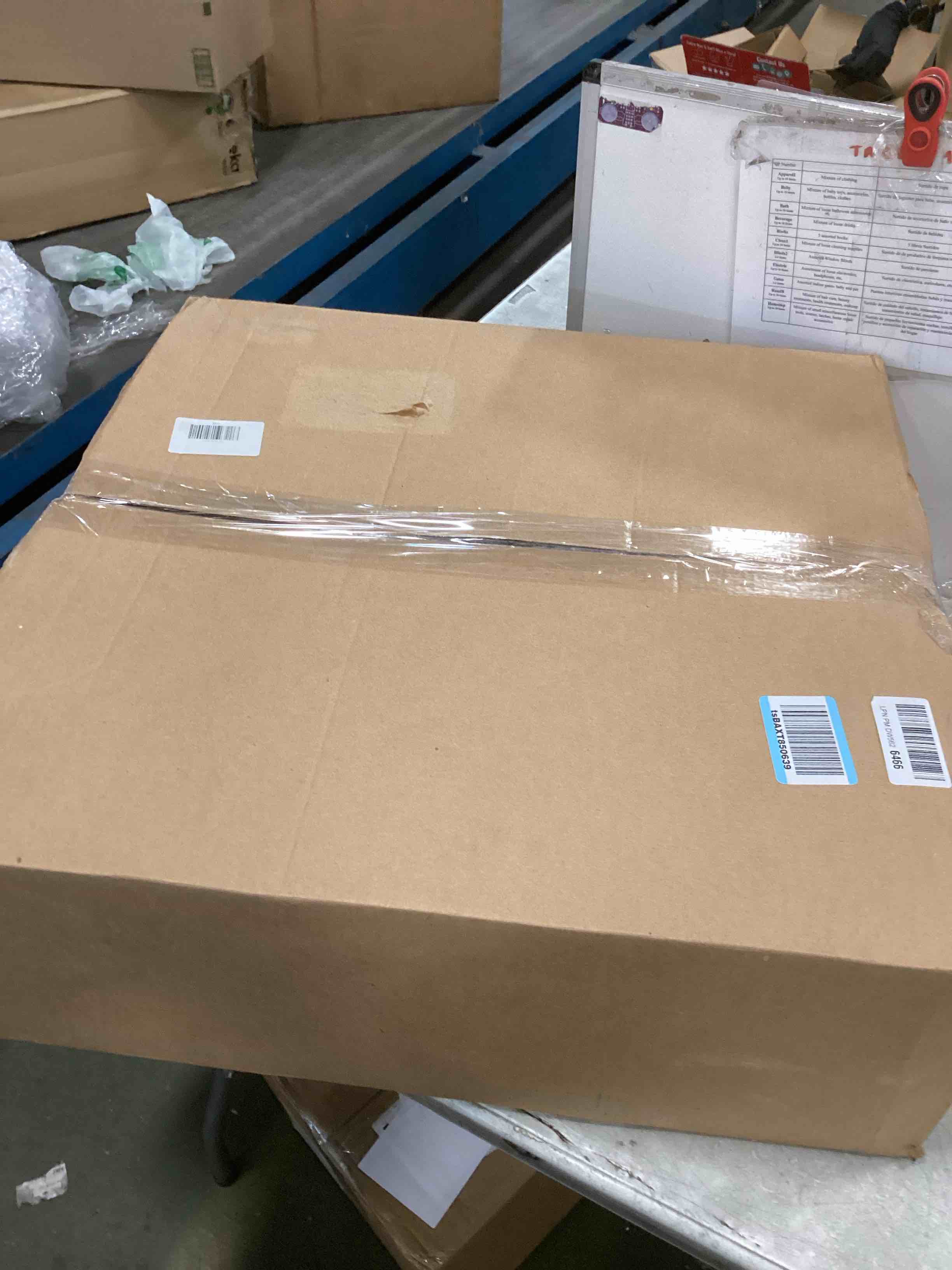 https://s3.amazonaws.com/lotting-images-prod/bidfta/PNK3709496_1746714744160.jpeg