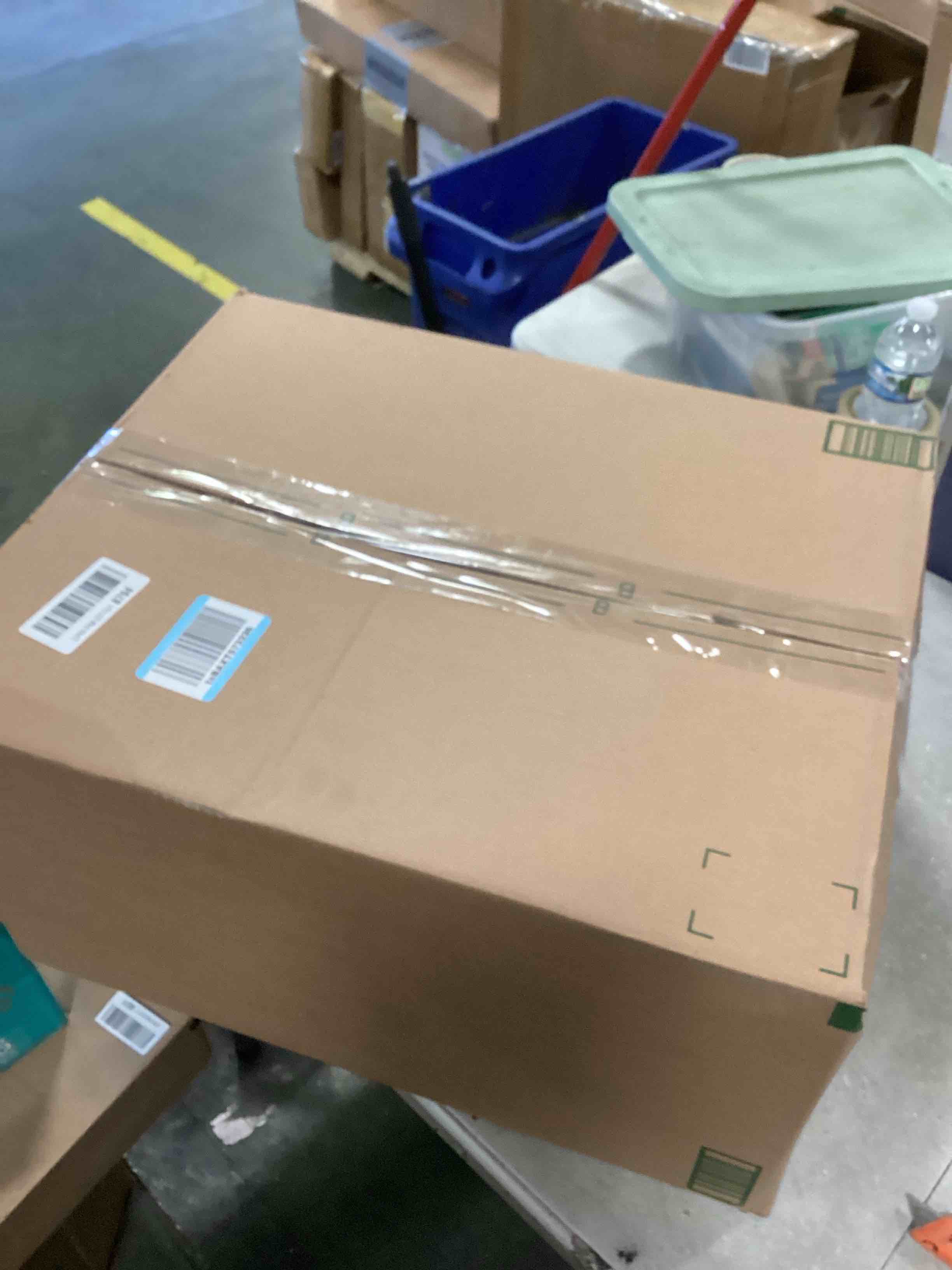 https://s3.amazonaws.com/lotting-images-prod/bidfta/PNK3709647_1746792675578.jpeg