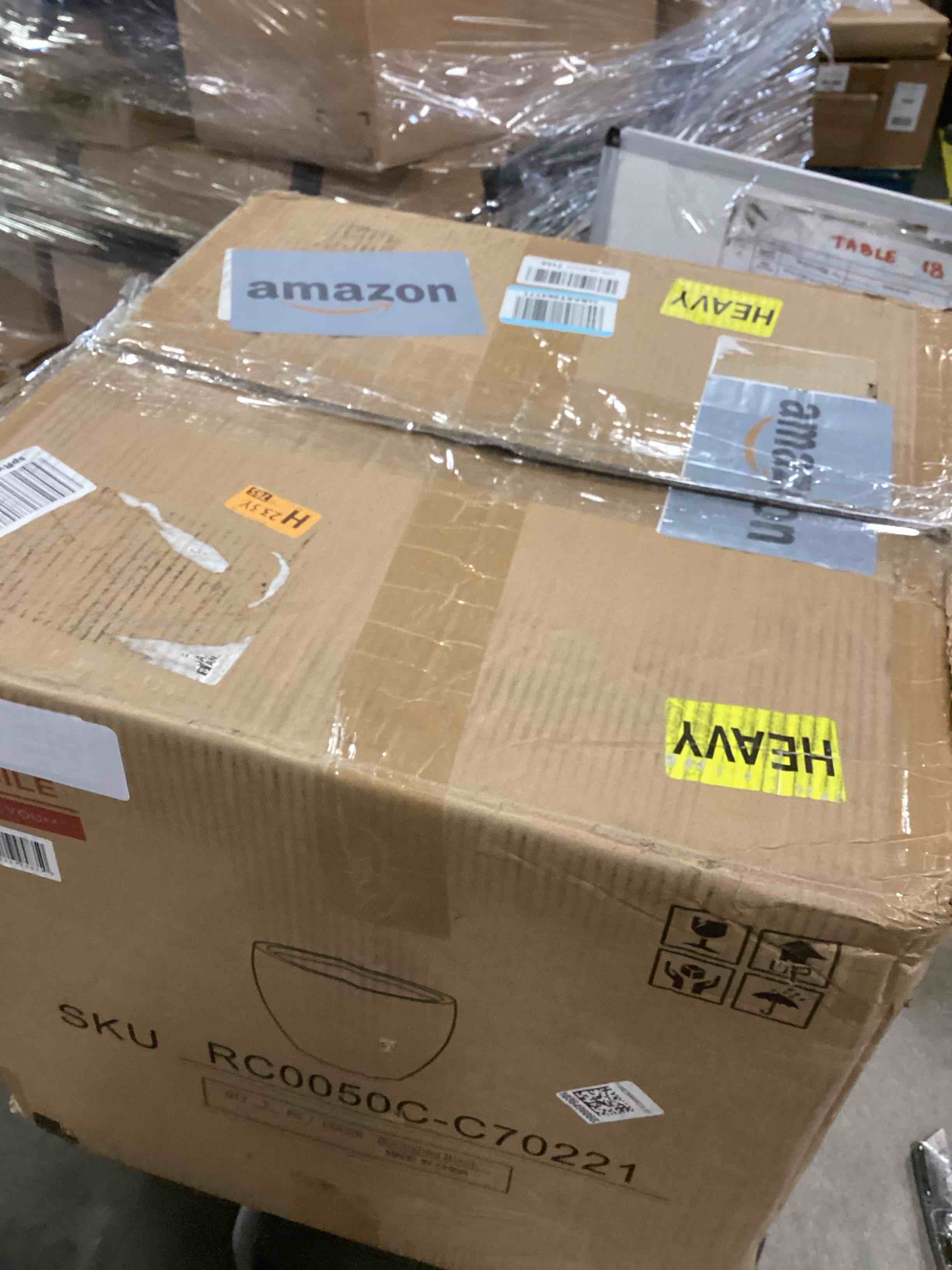 https://s3.amazonaws.com/lotting-images-prod/bidfta/PNK3710608_1747333072031.jpeg