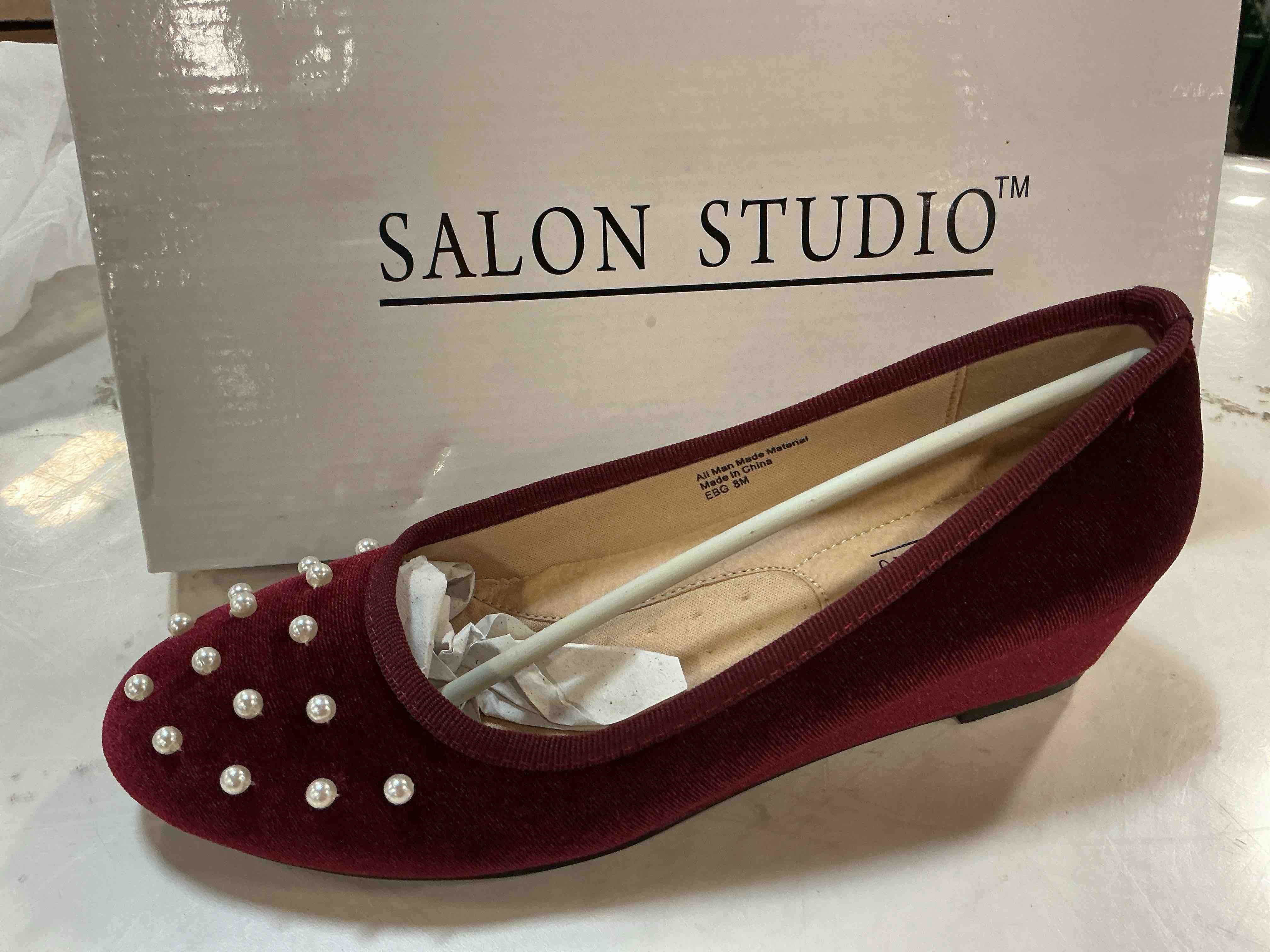 Salon Studio Women’s Dress Shoes, Maroon With White Pearls, Size 8M
