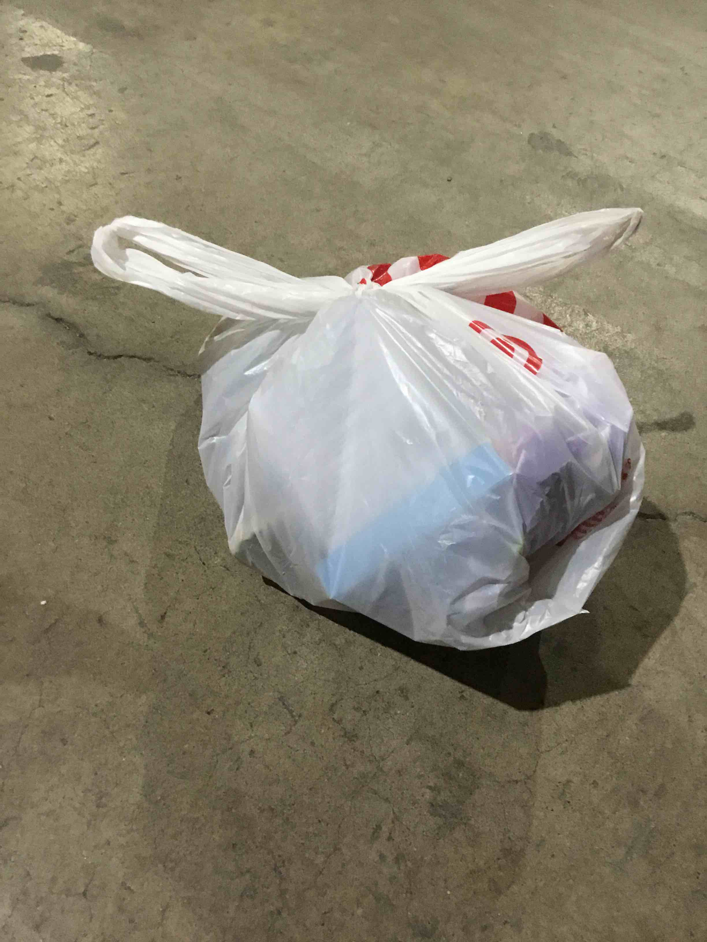 Condition photo showing Good Condition for assorted aquarium accessories 