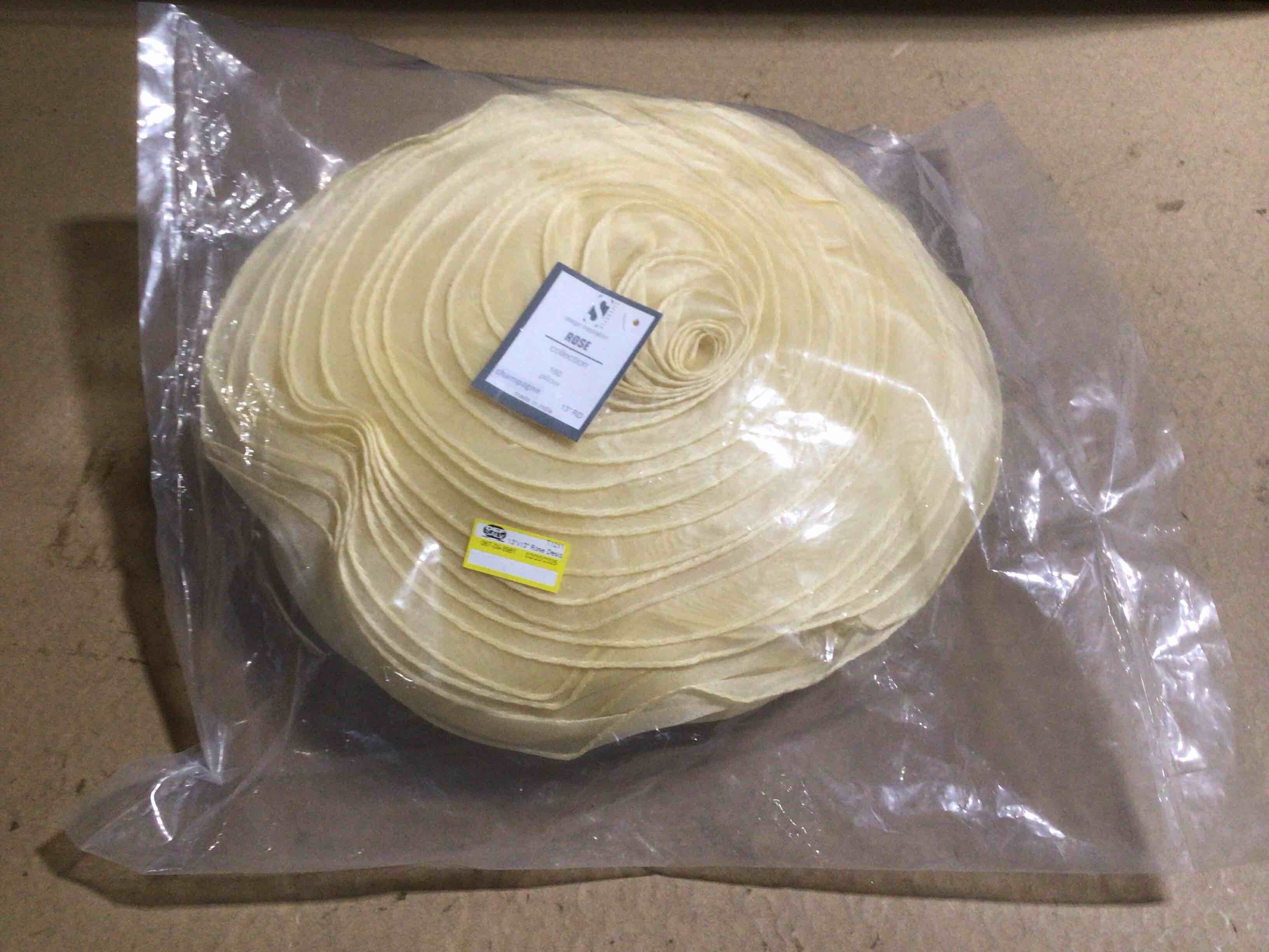 Condition photo showing Good Condition for Rose Collection 160 Pillow, Yellow 