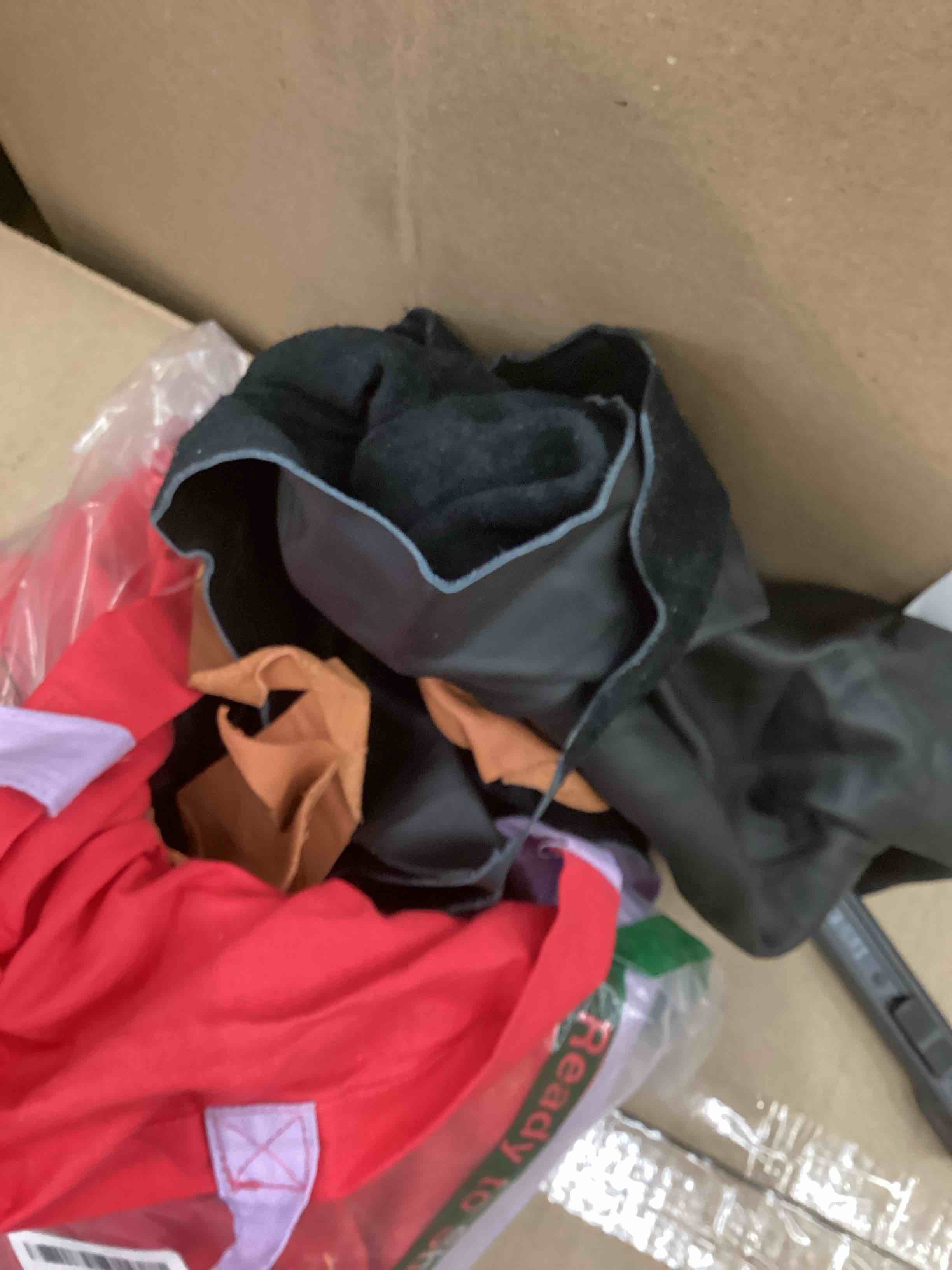 Condition photo showing As Is for Sweetude Genuine Leather Scraps for Crafts, Mixed Sizes Shapes, Full Grain Leather, Earth Tone Colors Real Cowhide Upholstery Sheets Soft and Flexible Pieces Remnant for Wallet Purse Material(3 lb)
