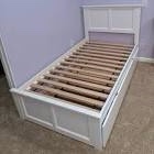 (only 1 box) FR-UBN2-UBM Henrichs solid wood platform stand