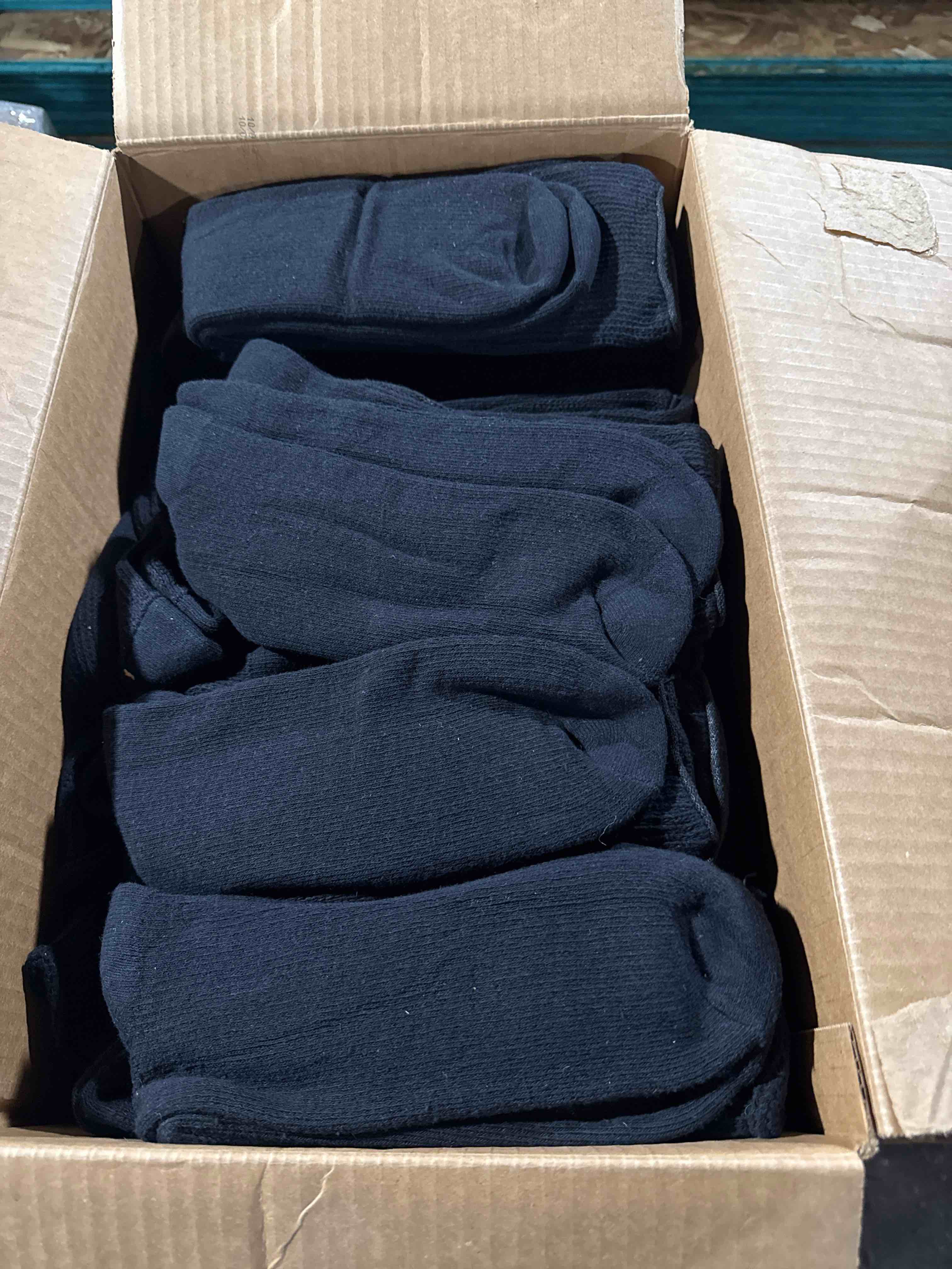 box lot of miscellaneous items 