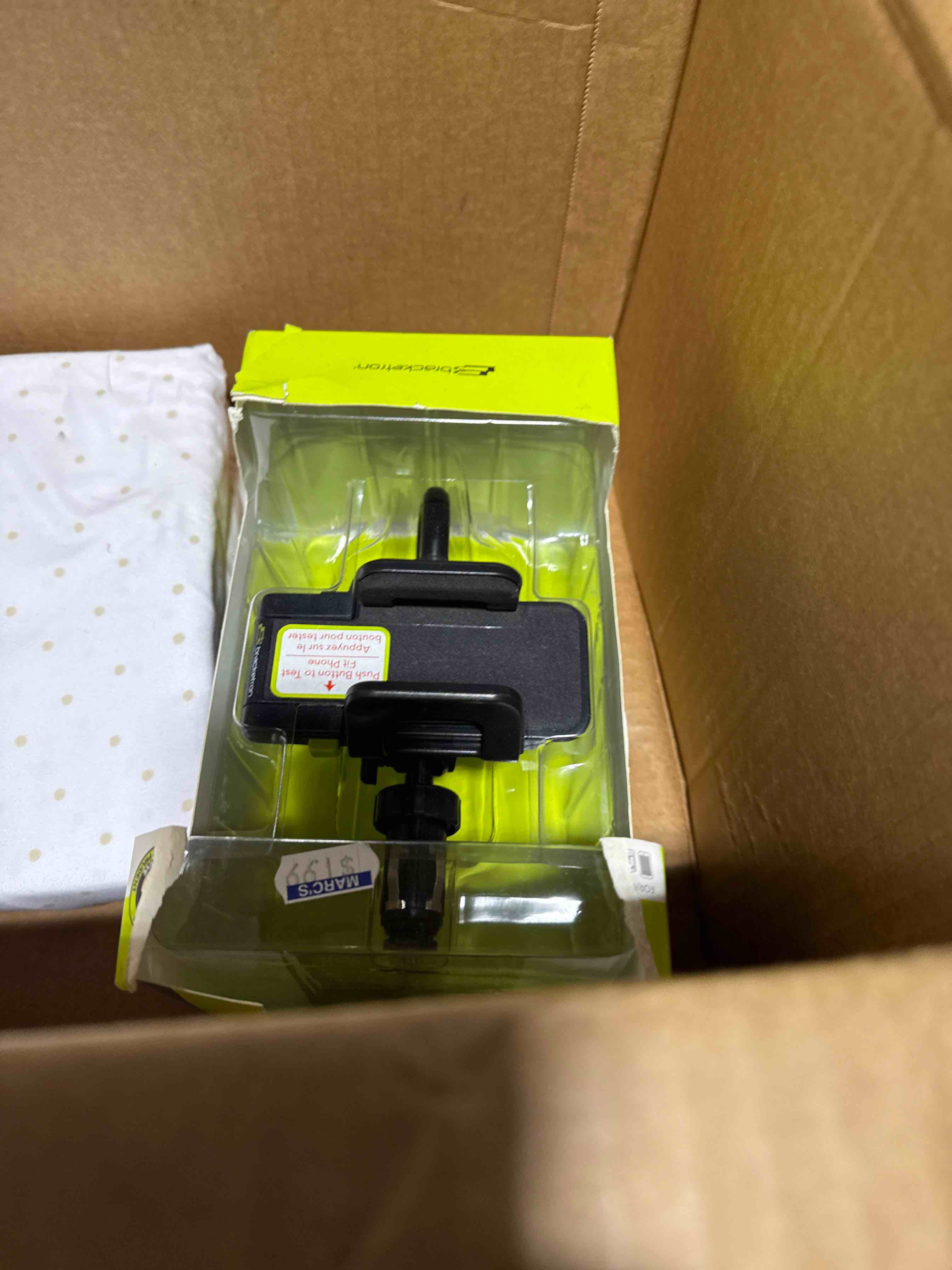 Condition photo showing Good Condition for box lot of miscellaneous items 