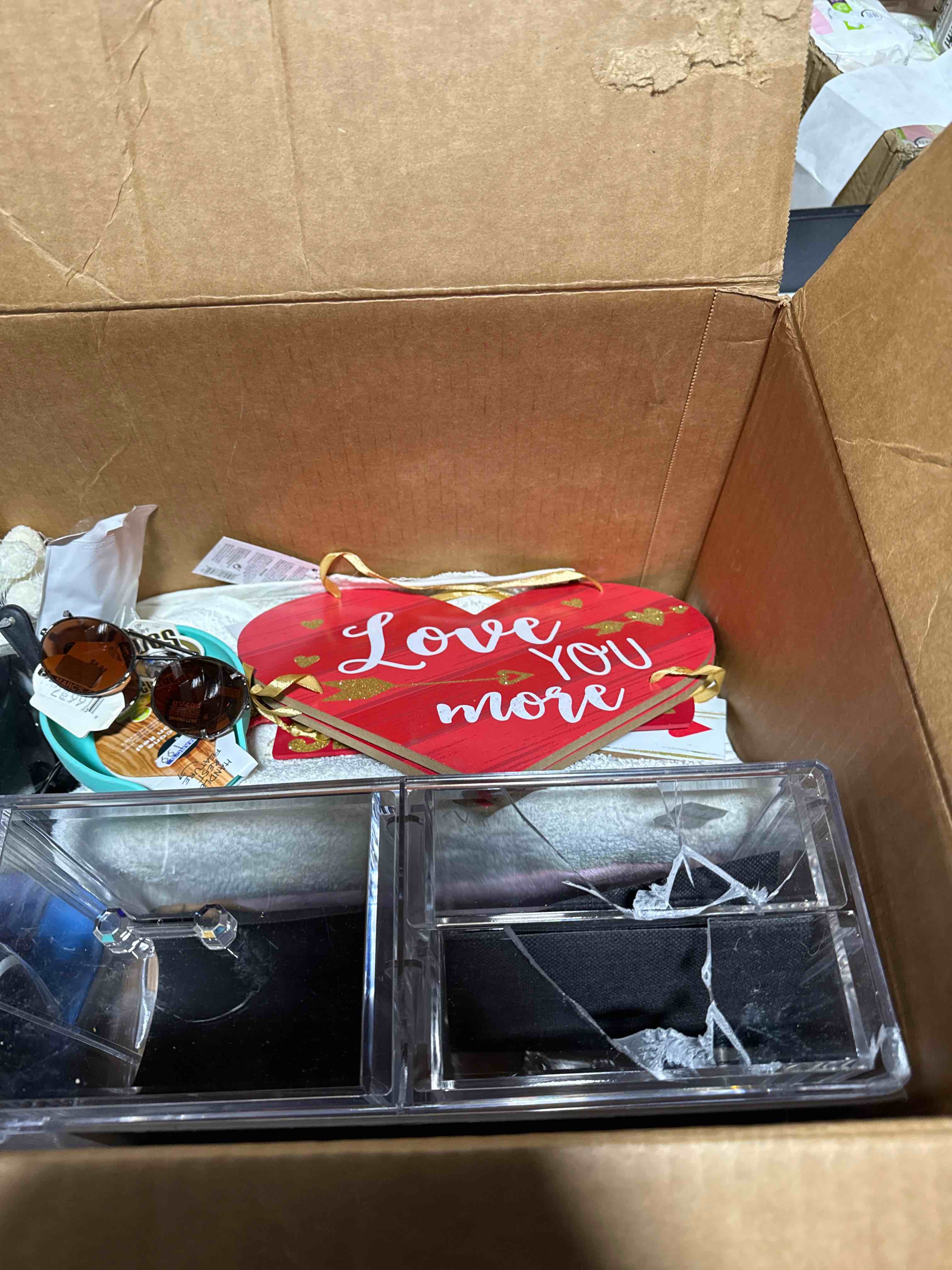 box lot of miscellaneous items 