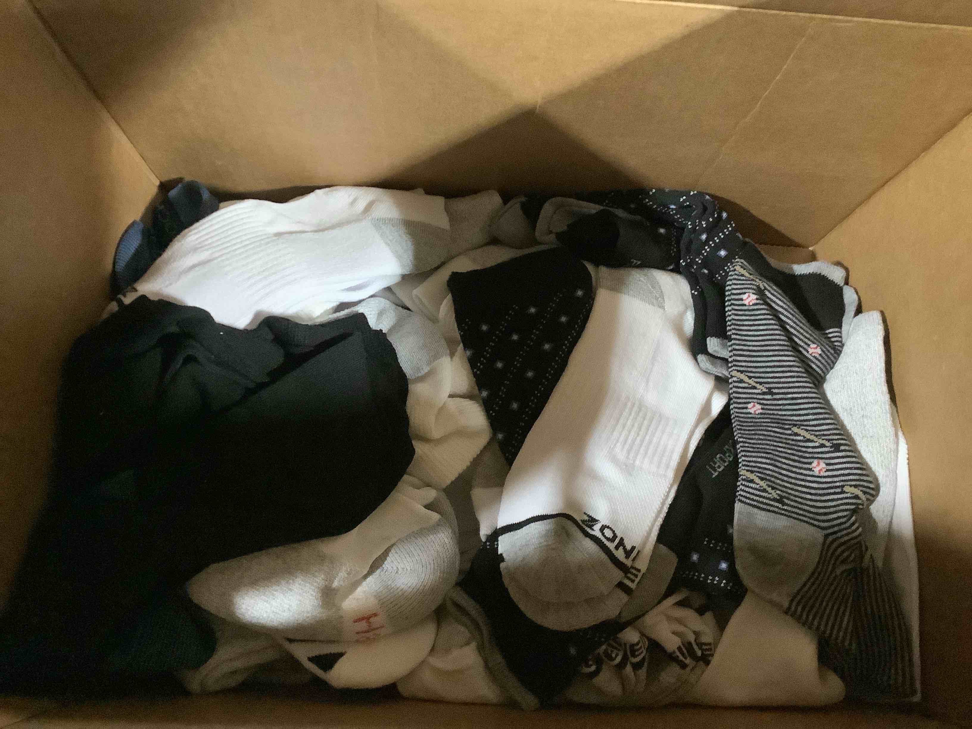 box lot of miscellaneous items 