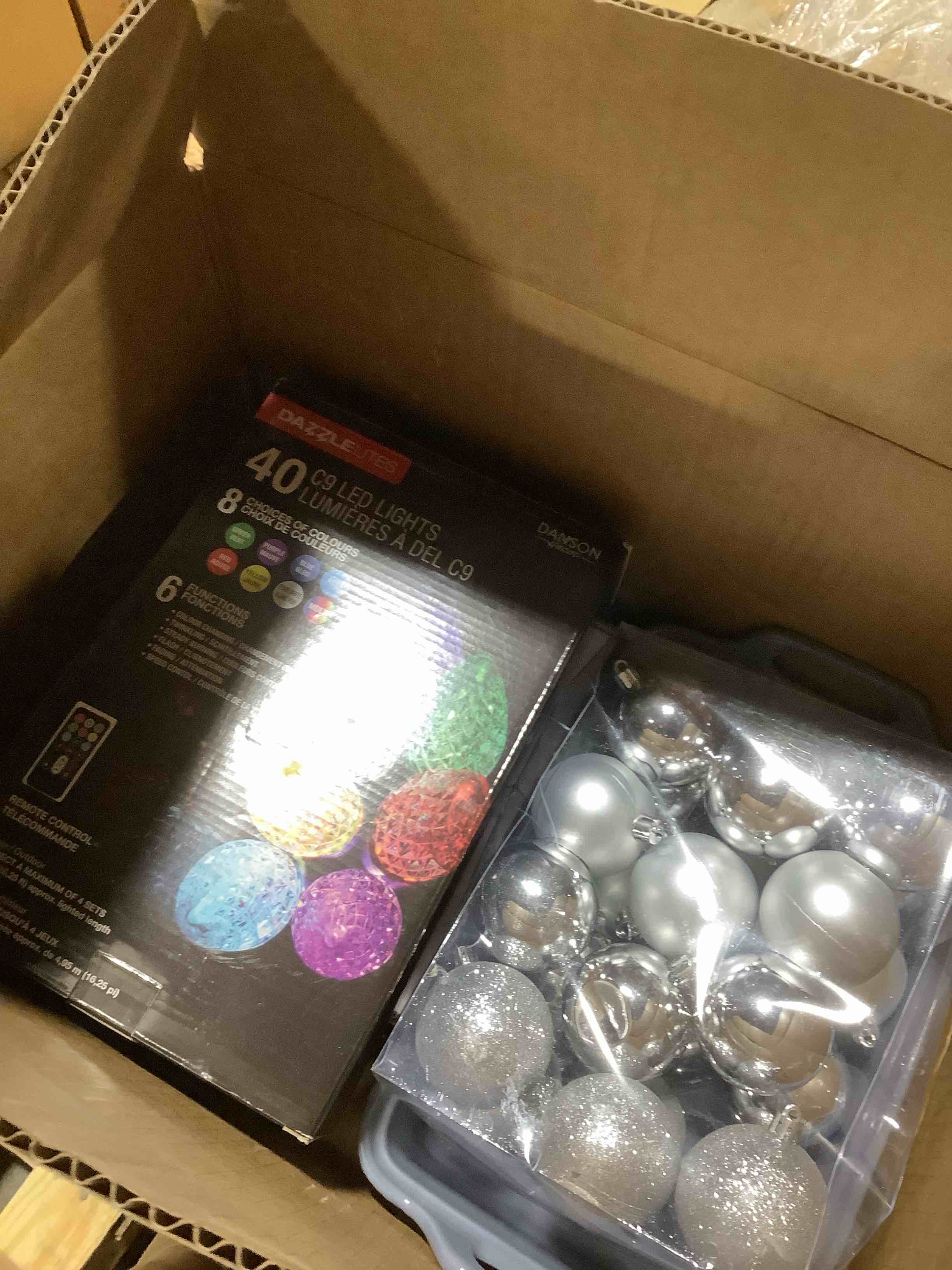 Condition photo showing Good Condition for box lot of miscellaneous items 