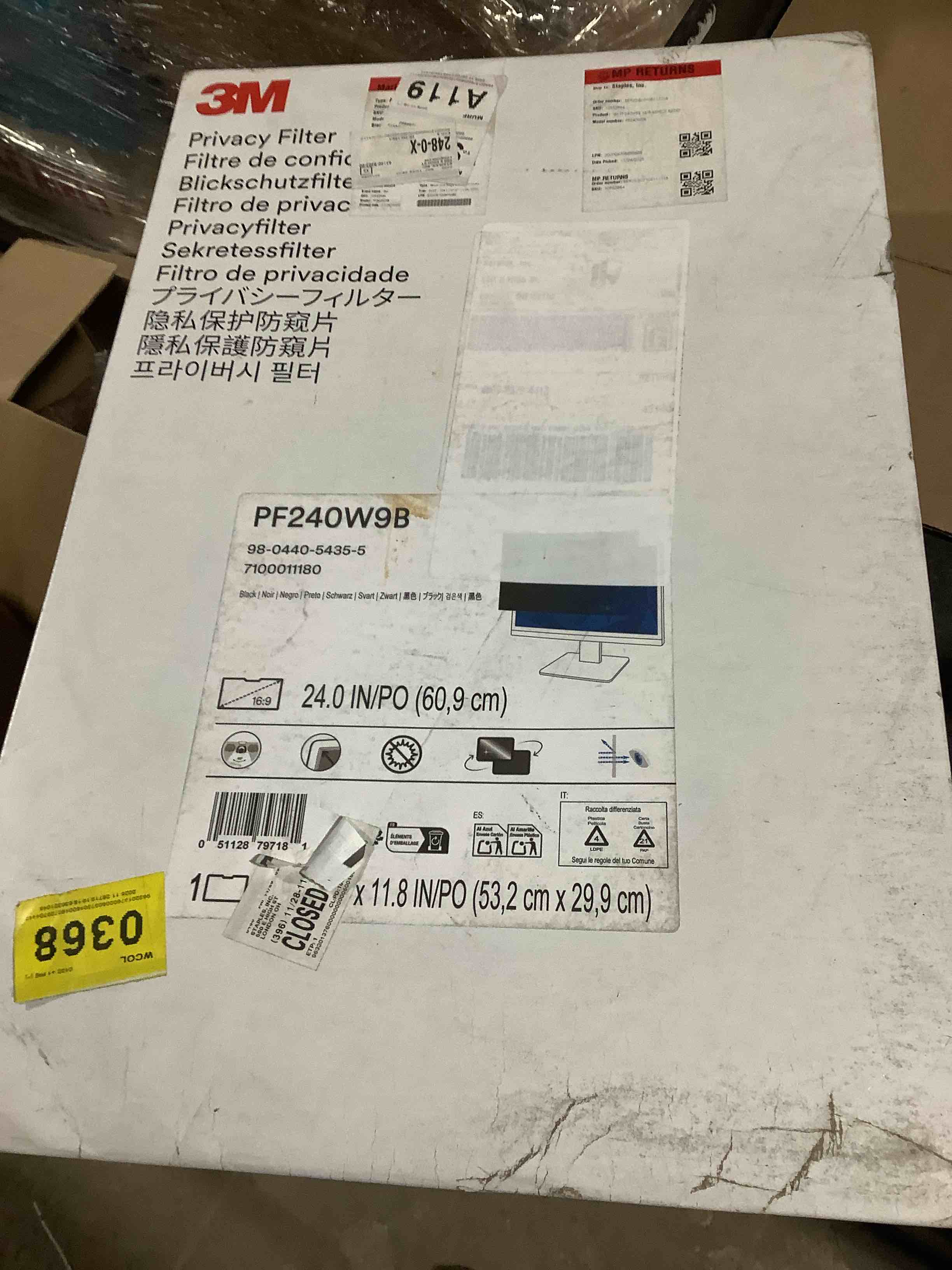 Condition photo showing Good Condition for 3M Privacy Filter for 24 Inch Widescreen Monitor, Reversable Gloss/Matte, Reduces Blue Light, Screen Protection, 16:9 Aspect Ratio (PF240W9B) , Black