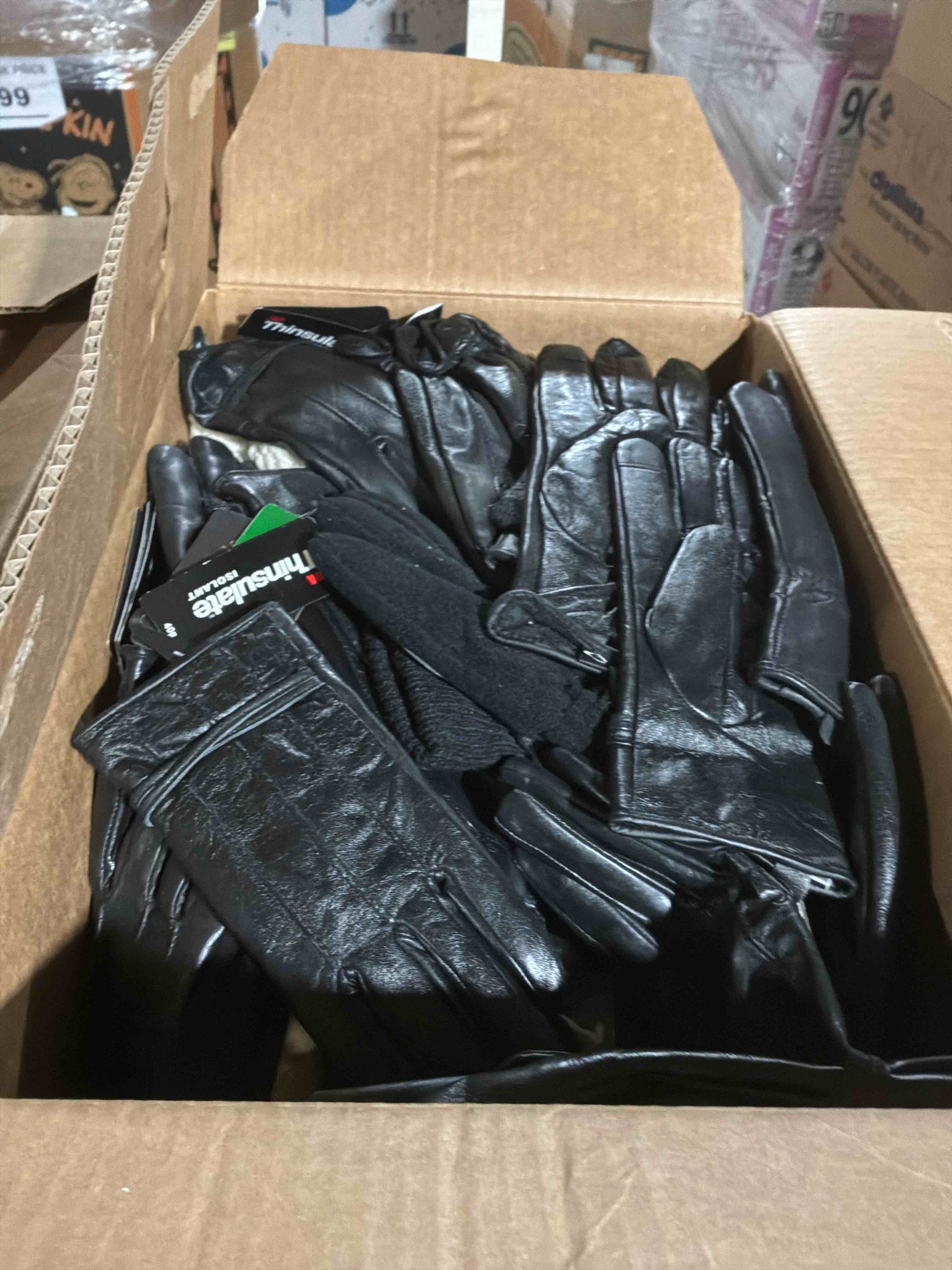 Condition photo showing Good Condition for box lot of miscellaneous items 