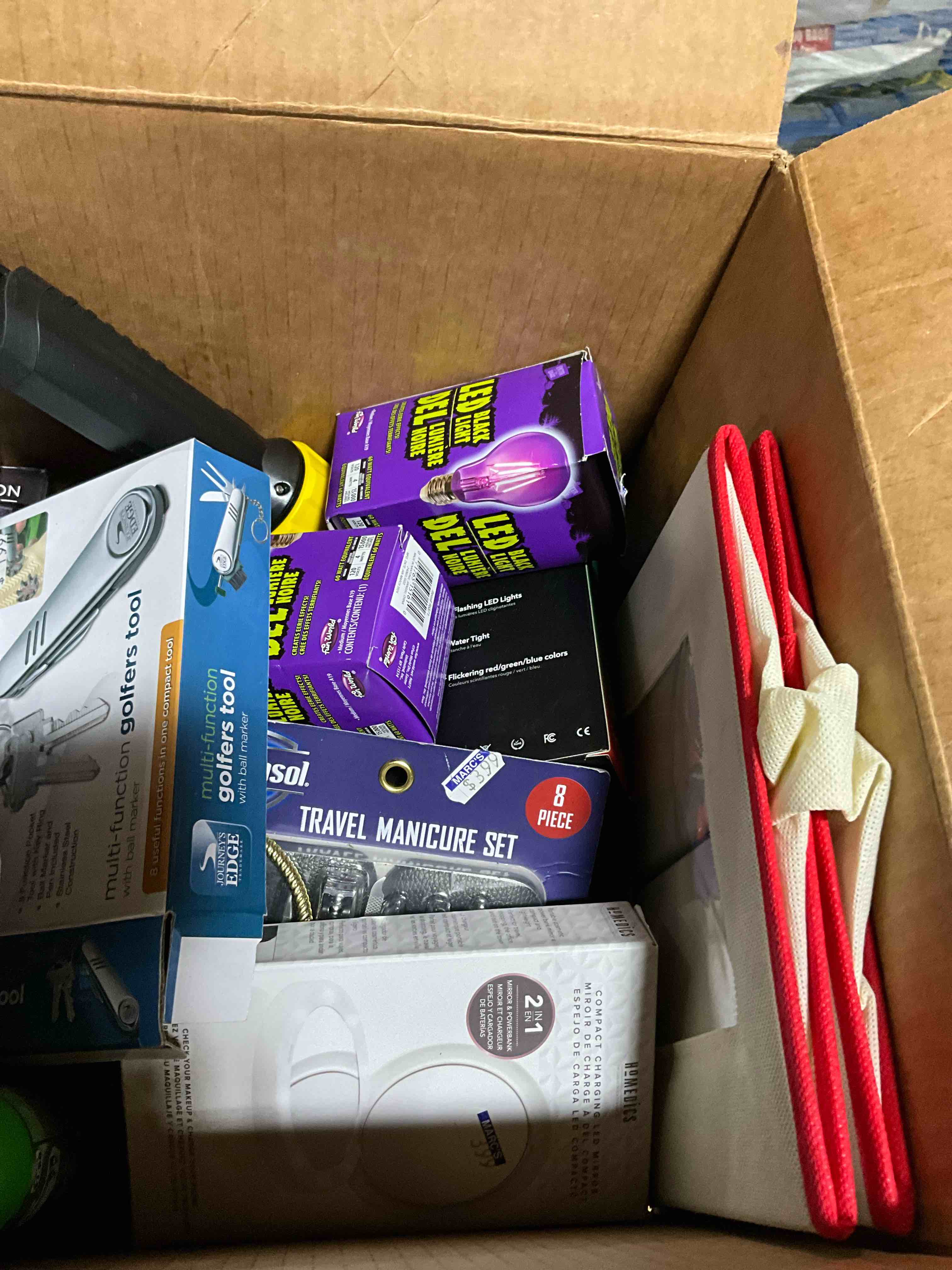 Condition photo showing Good Condition for box lot of miscellaneous items 