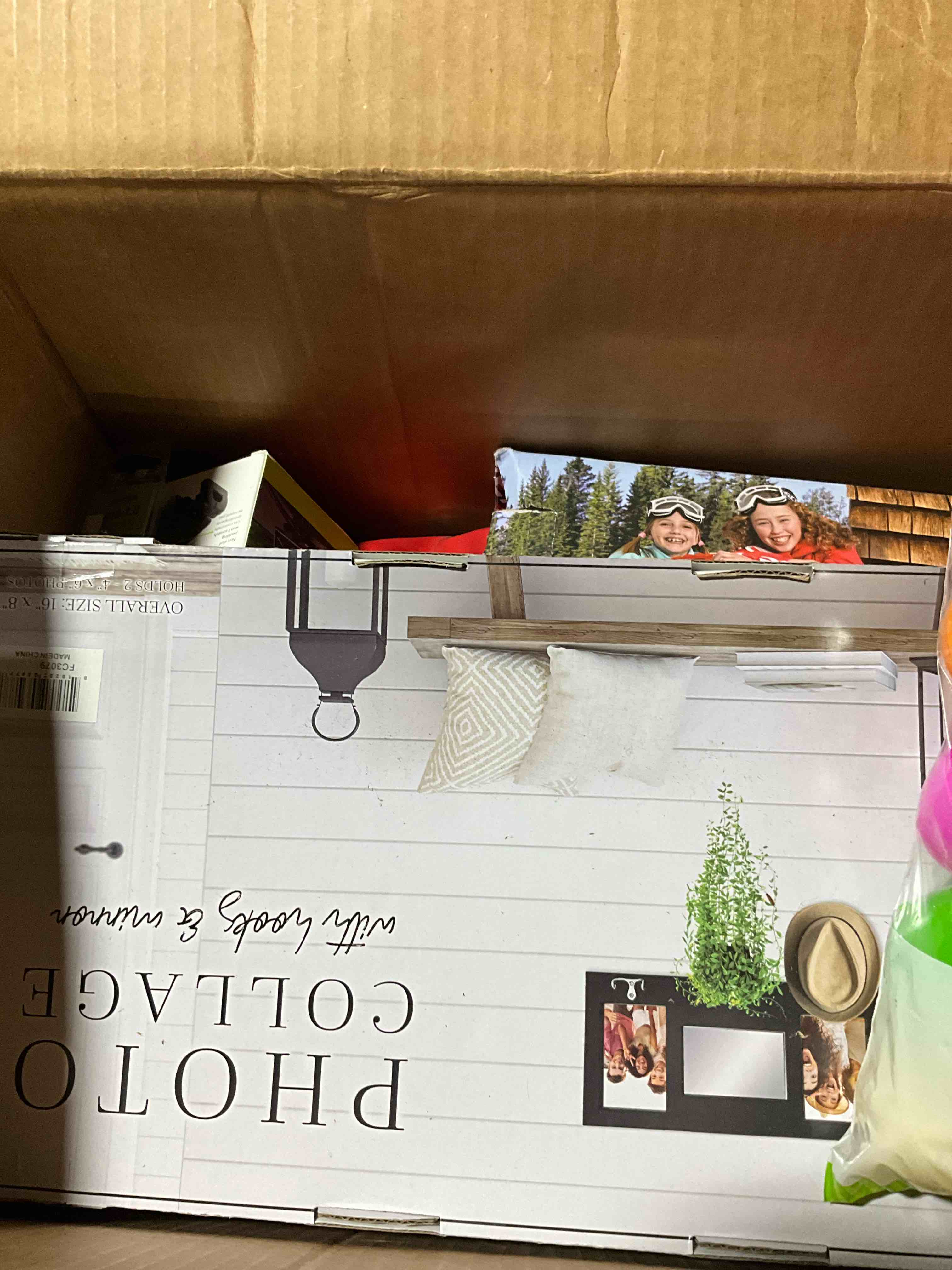 Condition photo showing Good Condition for box lot of miscellaneous items 