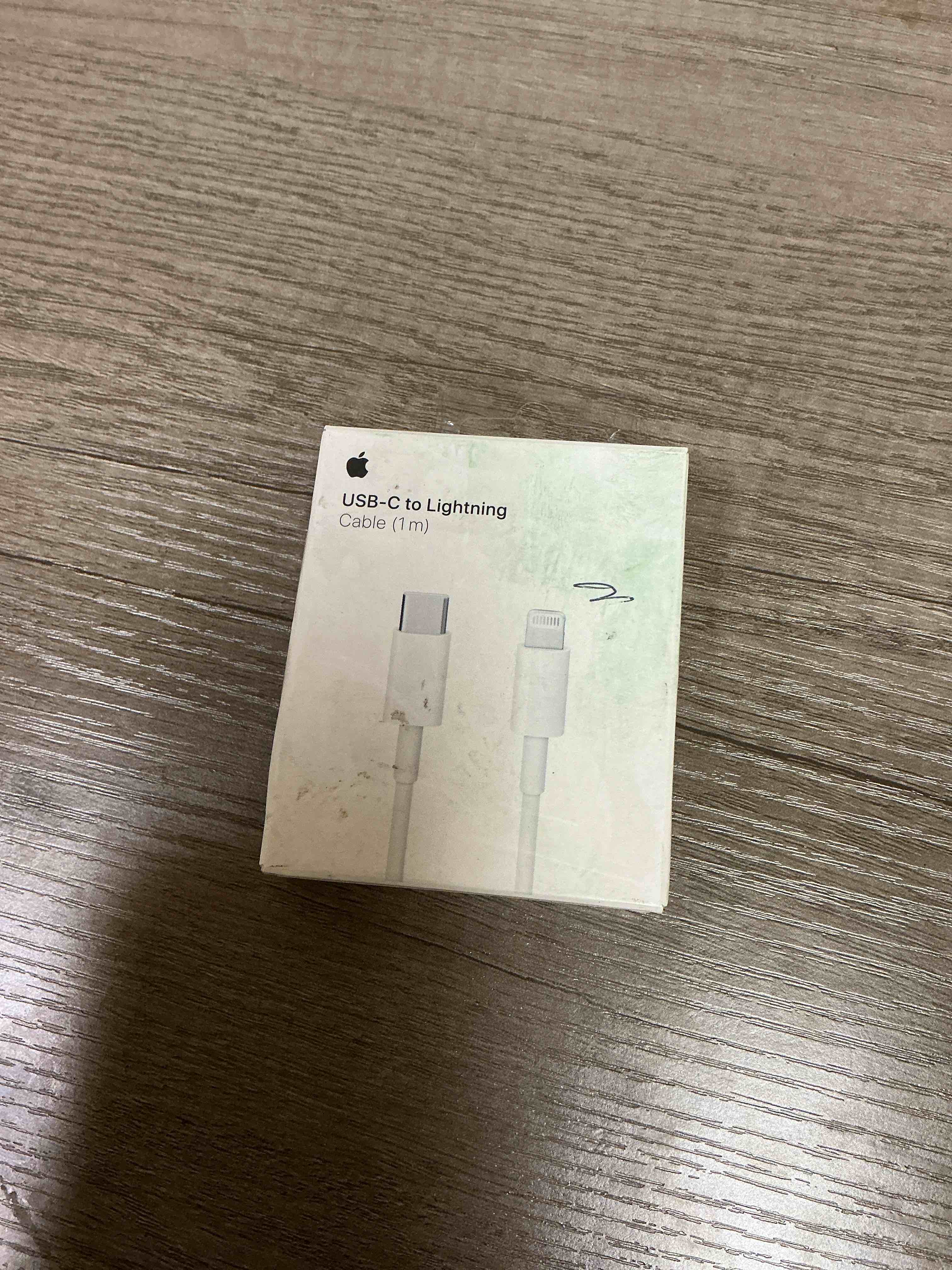 Condition photo showing New/Like New for Apple USB-C to Lightning Cable (1 m) 1m
