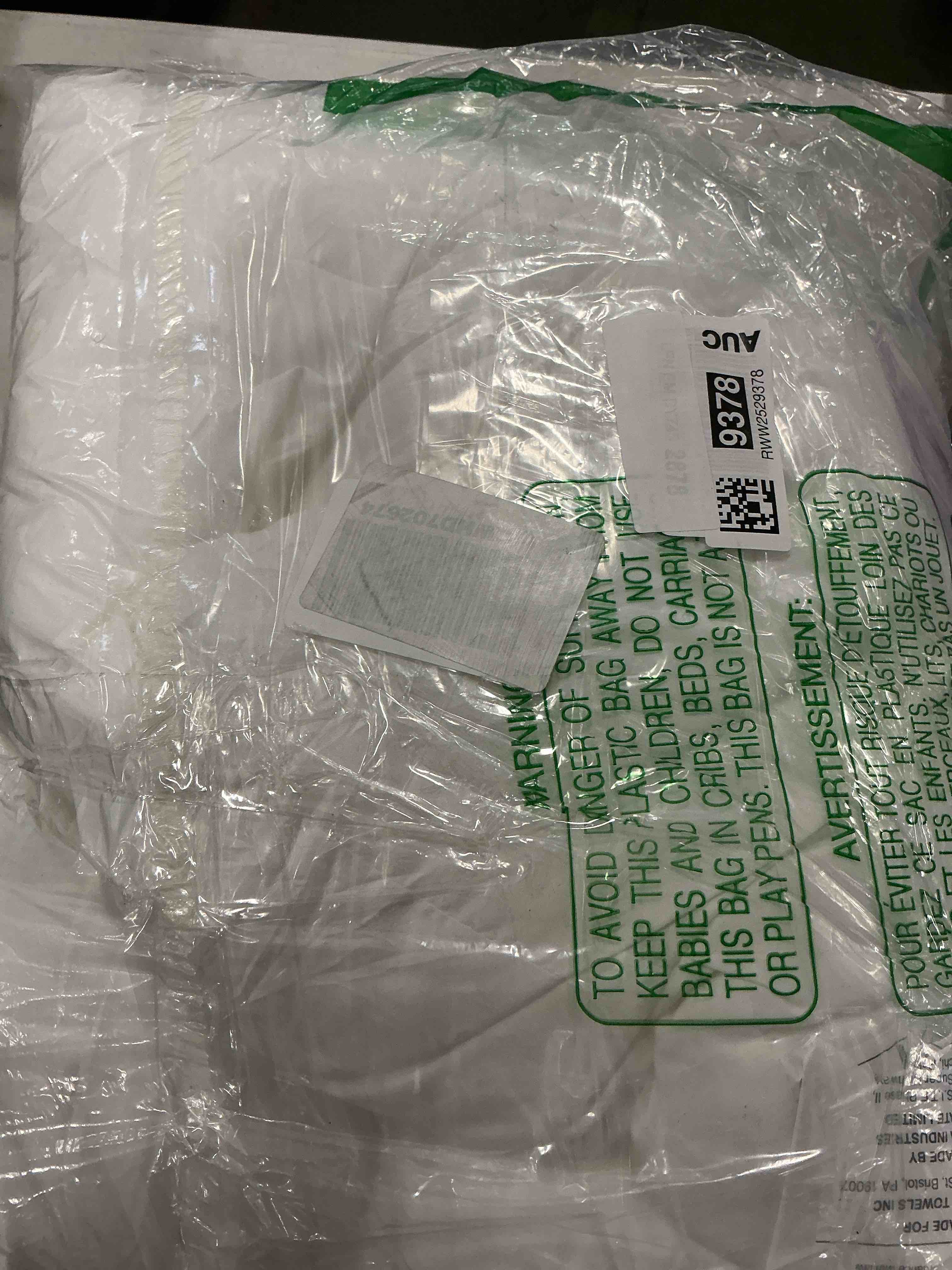 Condition photo showing Good Condition for Amazon Basics Down Alternative Pillow for Back Side Sleepers, Medium Density, Standard Size, 26" x 20", 2-Pack, White Standard (Pack of 2) Medium