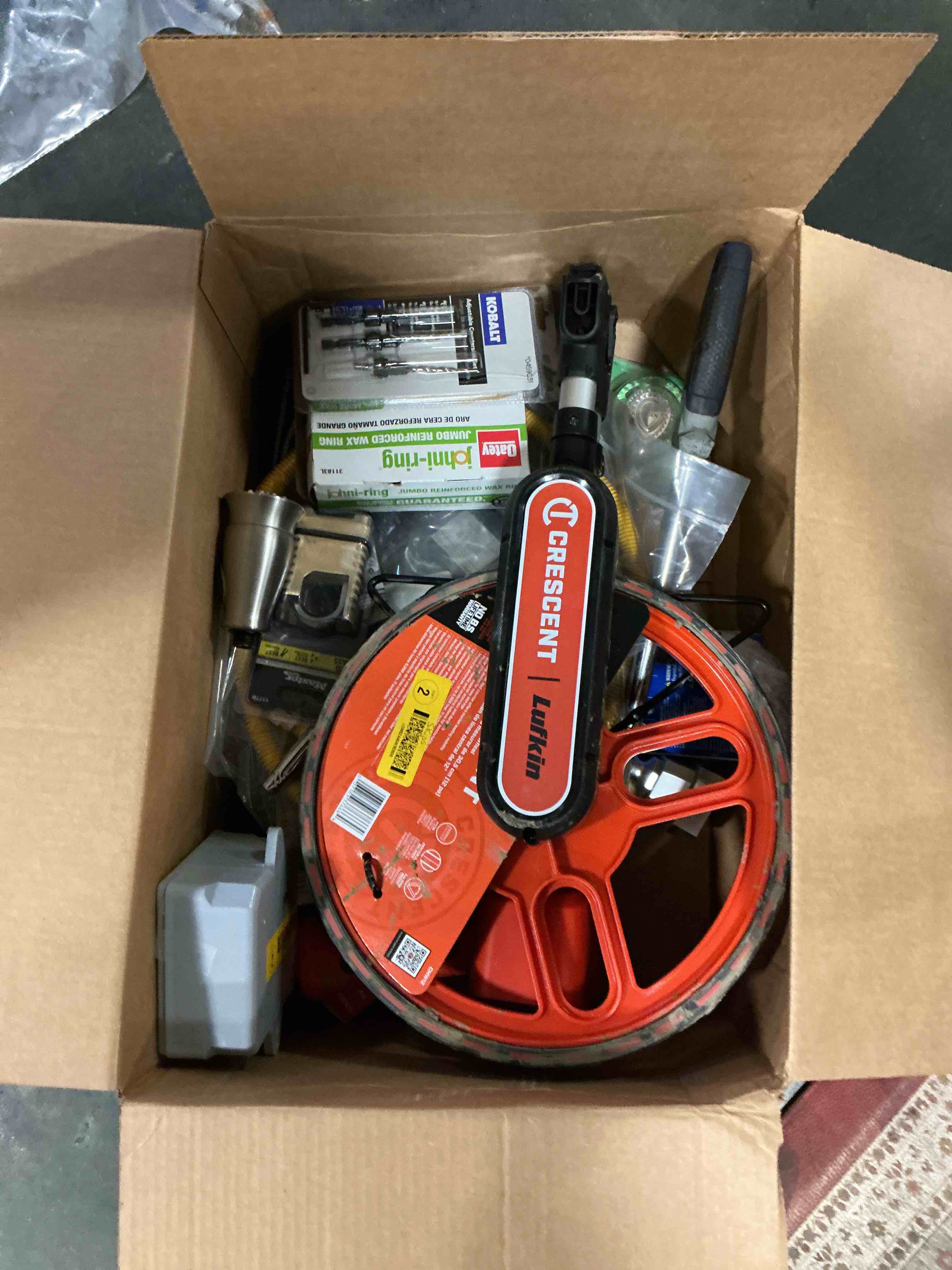 Condition photo showing Good Condition for Assorted Home Improvement Lot (Small Tools, Screw, Home Accessories, etc.)