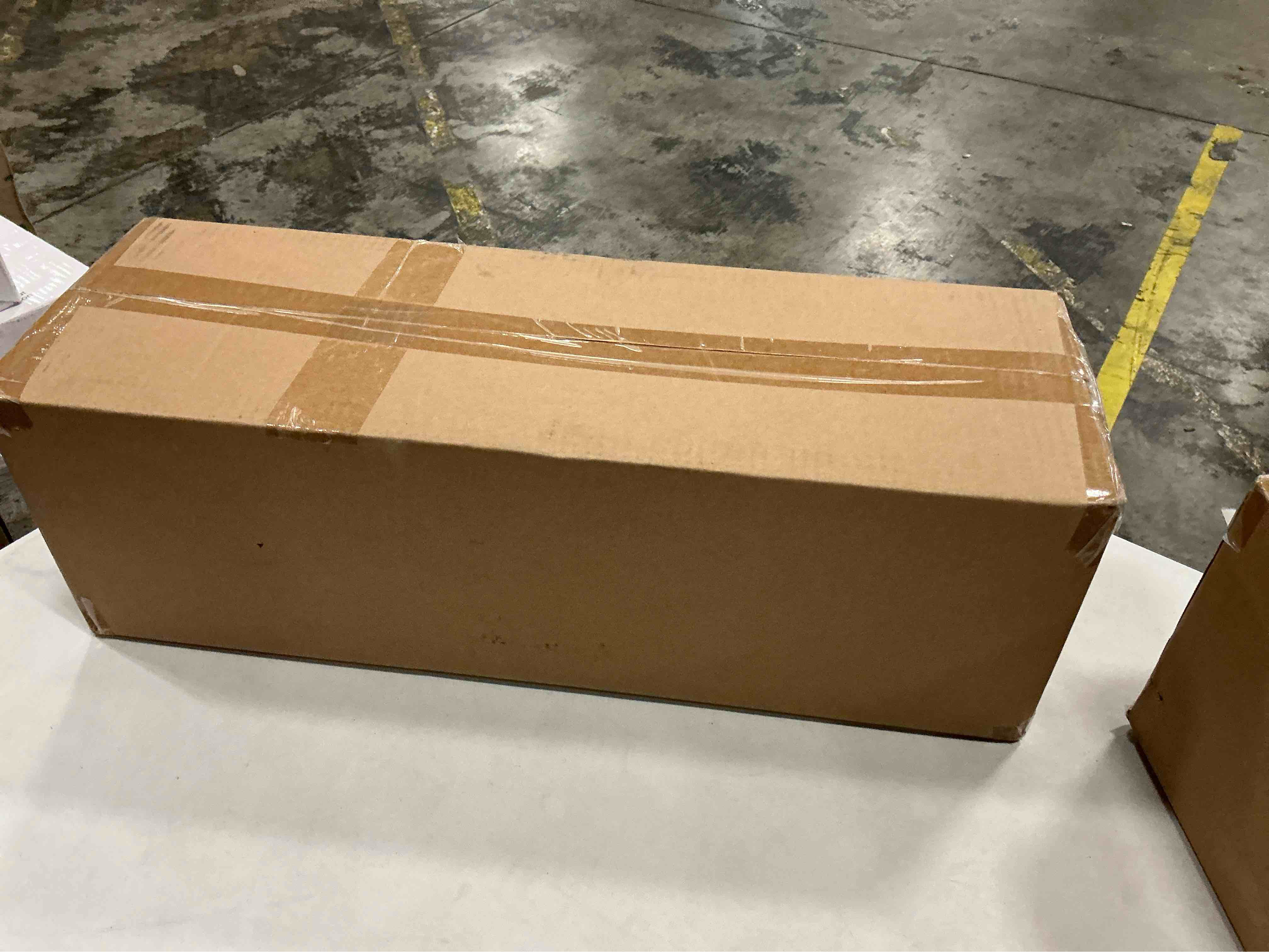 https://s3.amazonaws.com/lotting-images-prod/bidfta/PNK4391155_1777286626776.jpeg