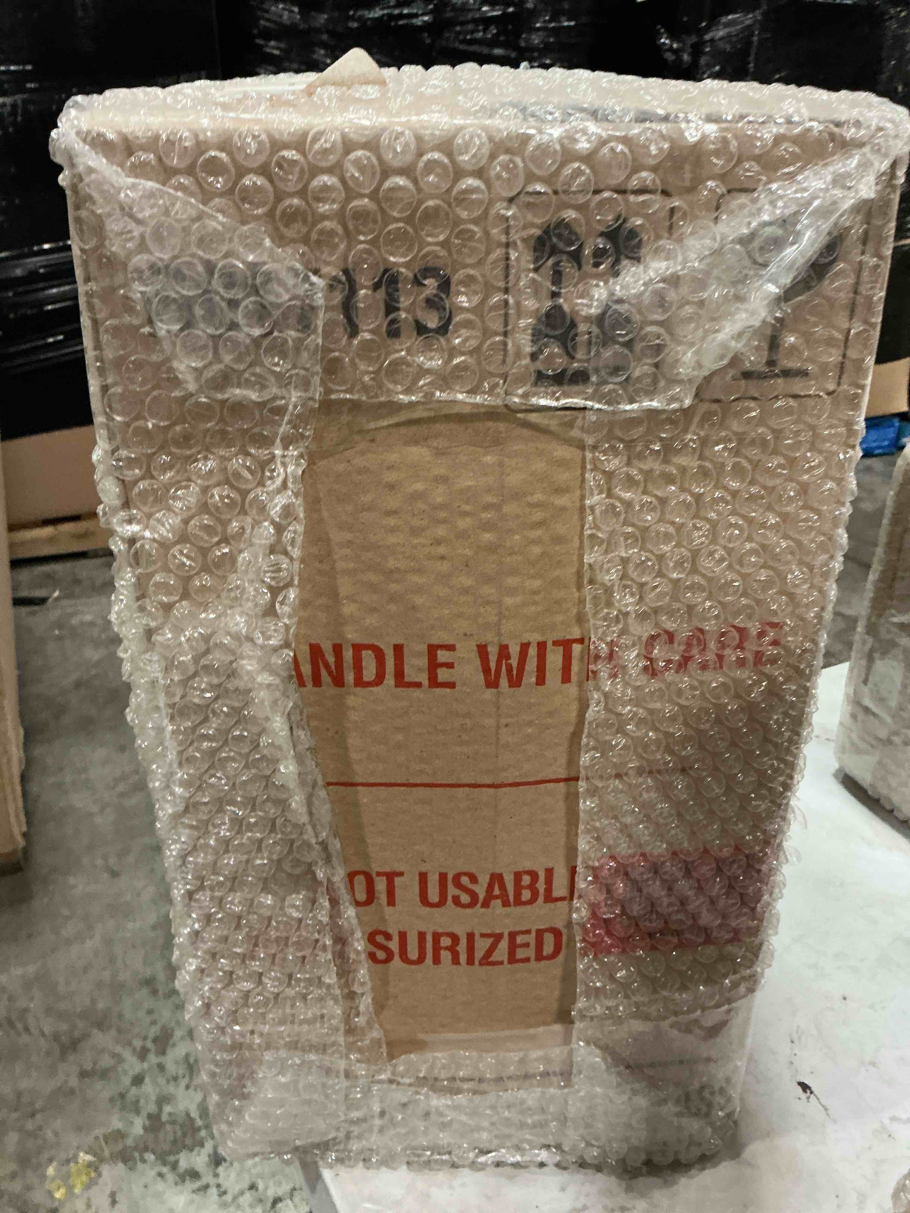 Condition photo showing New/Like New for geo sports bottles 3 gallon round glass carboy fits 30mm cork finish or 55mm push cap home brew (clear glass) (bt3gg)