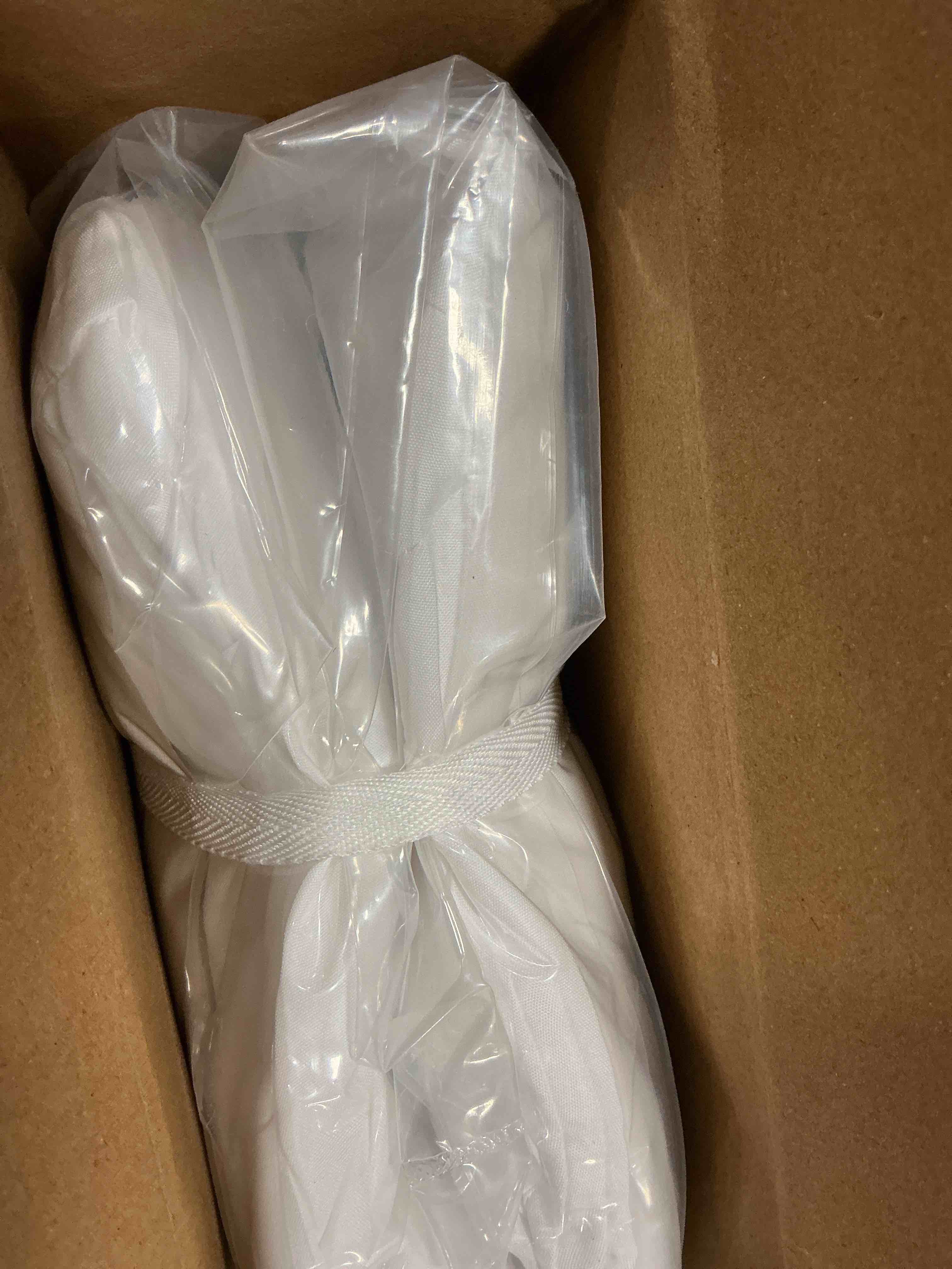 Condition photo showing Good Condition for Utopia Bedding Quilted Fitted Mattress Pad, Twin Size, Elastic Fitted Mattress Topper Protector and Cover with Deep Pocket Stretches up to 16 Inches, Machine Washable (White) White Twin (Pack of 1)