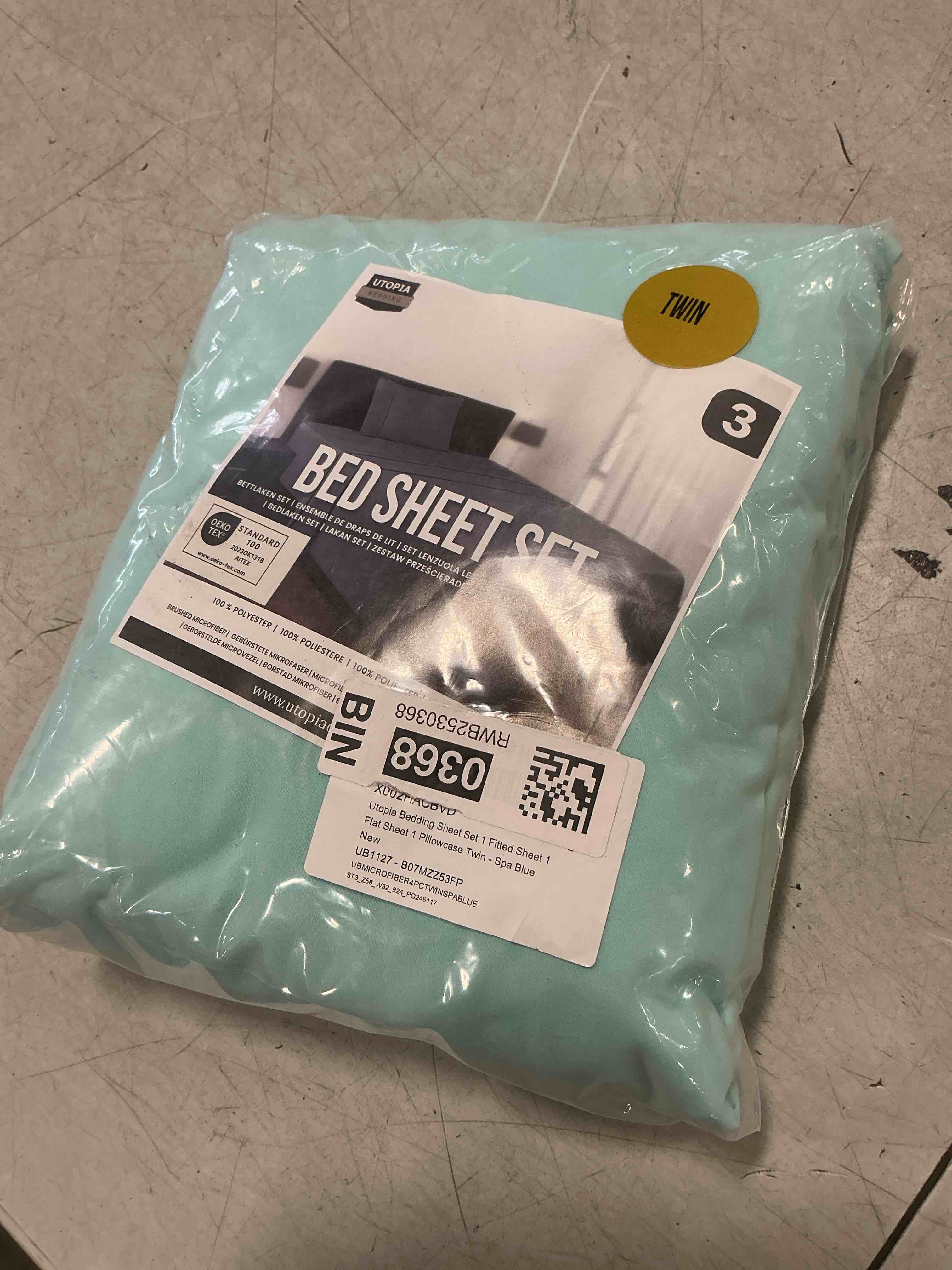 Condition photo showing Good Condition for Utopia Bedding Twin Bed Sheets Set - 3 Piece Bedding - Brushed Microfiber - Shrinkage and Fade Resistant - Easy Care (Twin, Spa Blue)