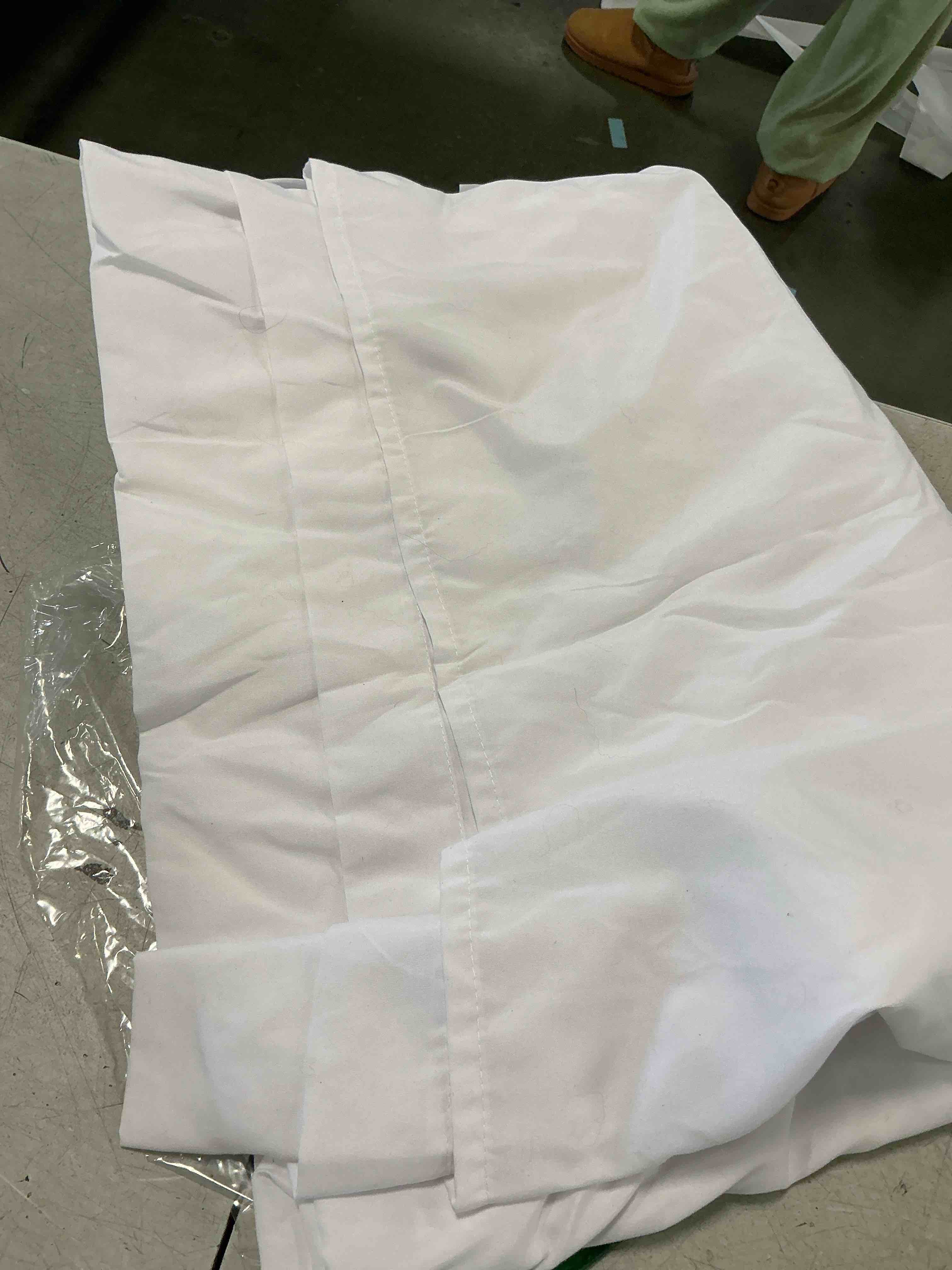 Condition photo showing As Is for Utopia Bedding Flat Sheet - Soft Brushed Microfiber Fabric - Shrinkage & Fade Resistant Top Sheet - Easy Care - 1 Flat Sheet Only (Queen, White)