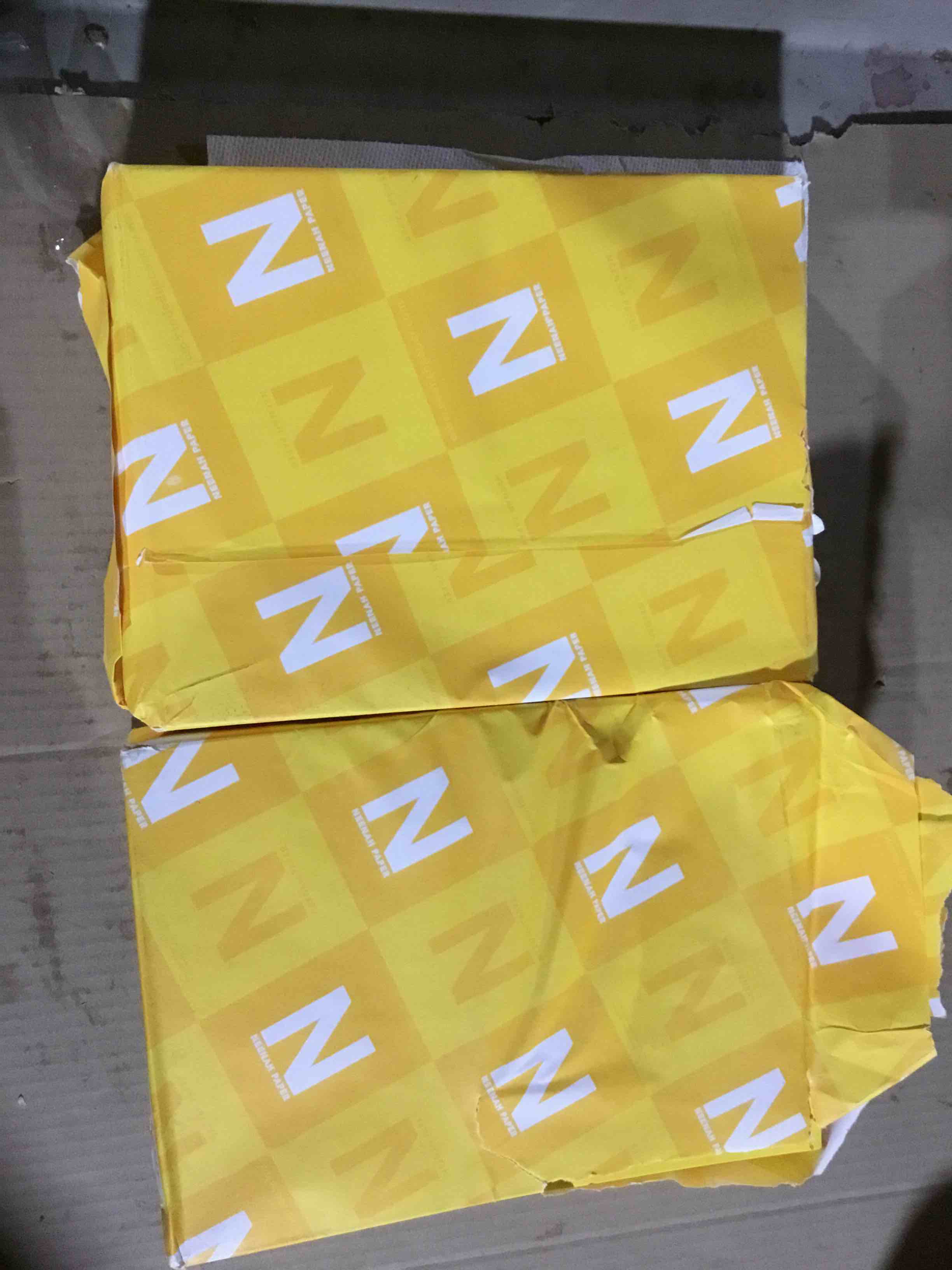 2 pack,Neenah Wausau Paper 22531 Astrobrights Color Paper, 8.5” x 11”, 24 lb / 89 GSM, Solar Yellow, 500 Sheets