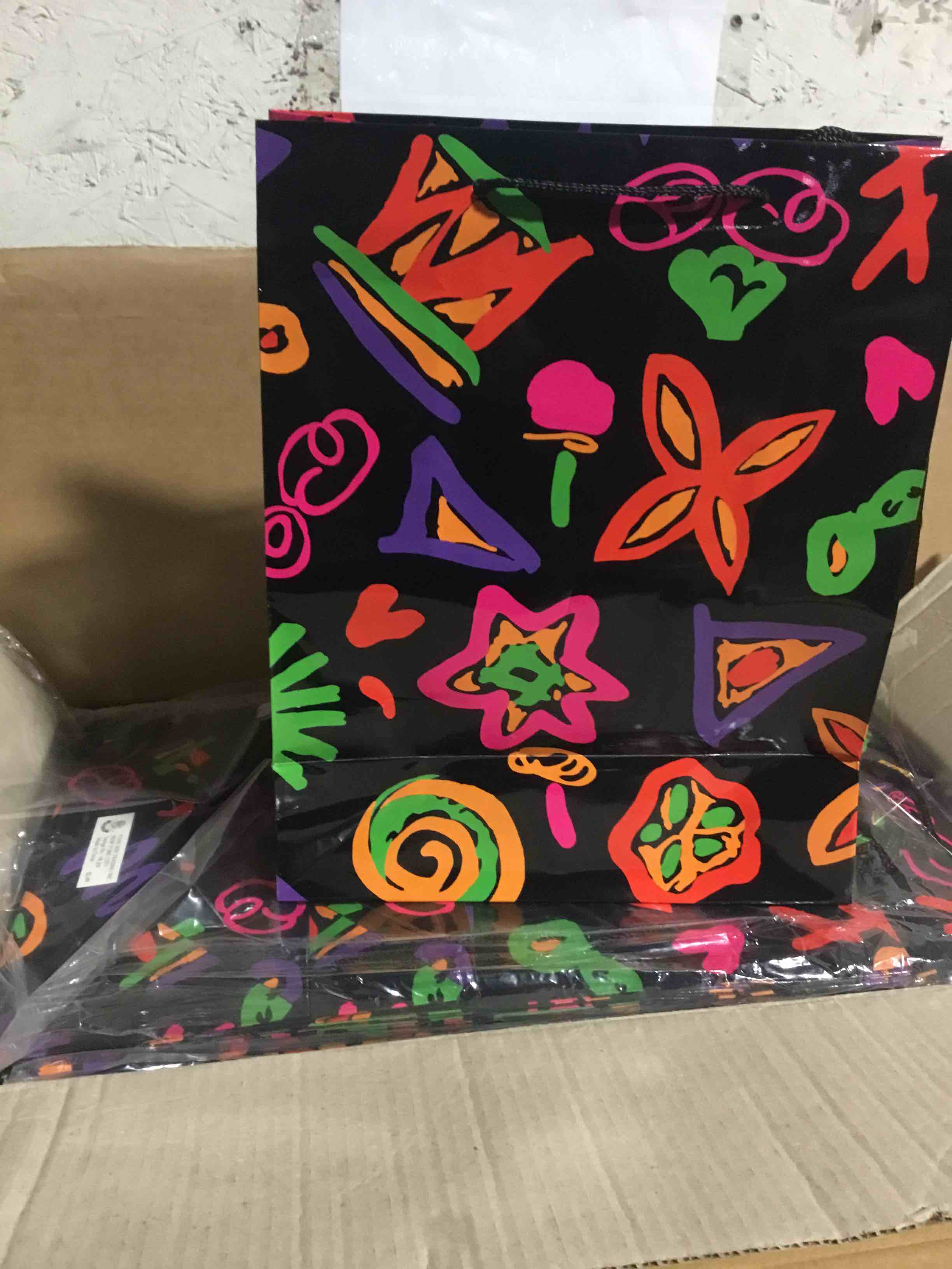 Box 108 Gift Bag Medium