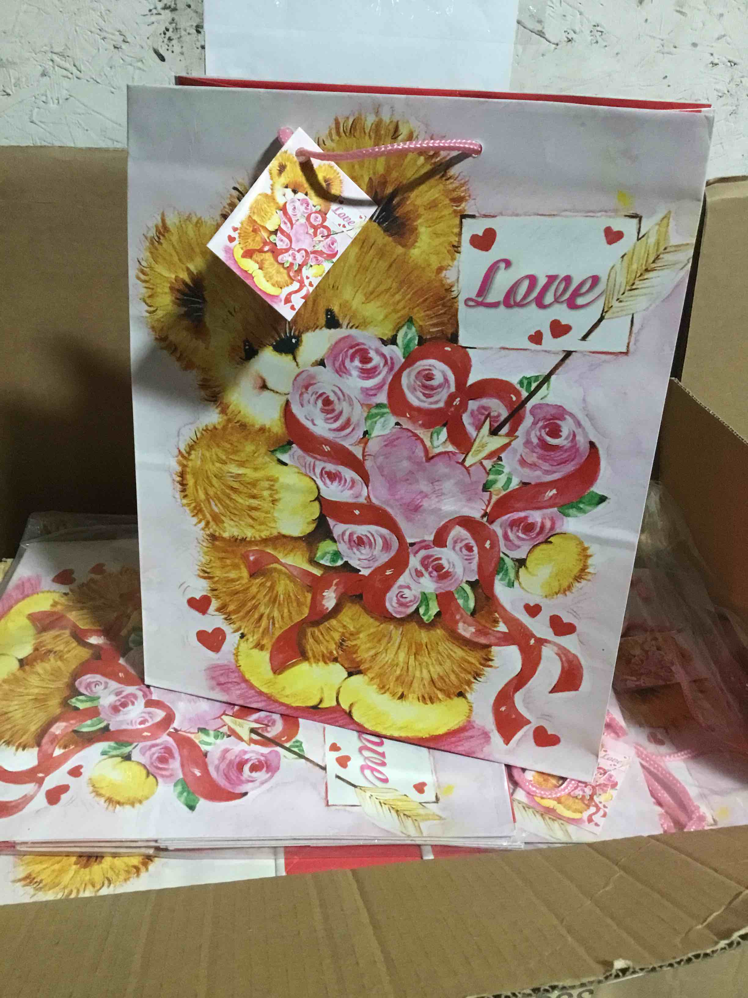 Condition photo showing New/Like New for Box 180 Gift Bag With Bear Print