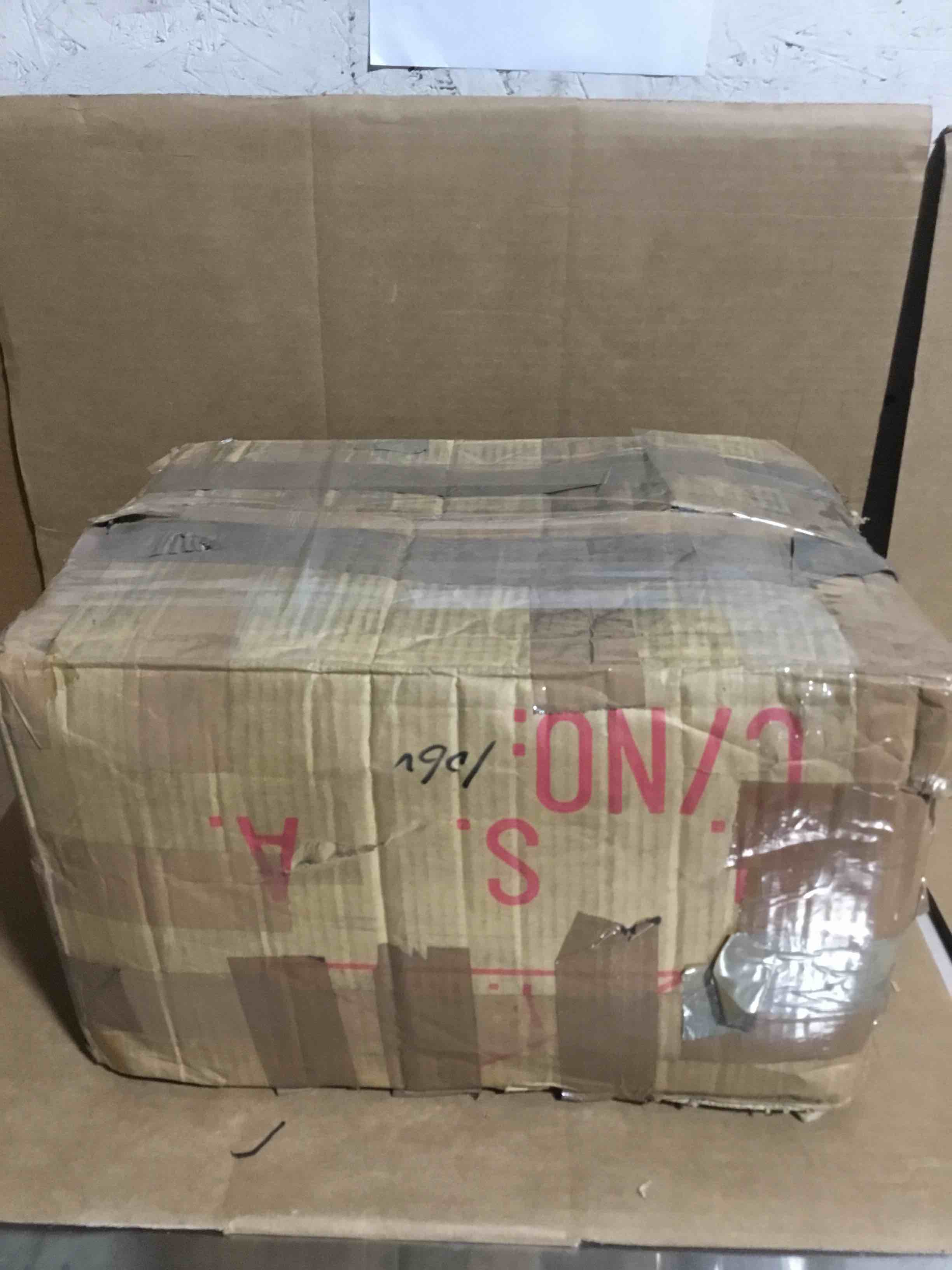 Condition photo showing New/Like New for Box 102 Purple Gift Bags 