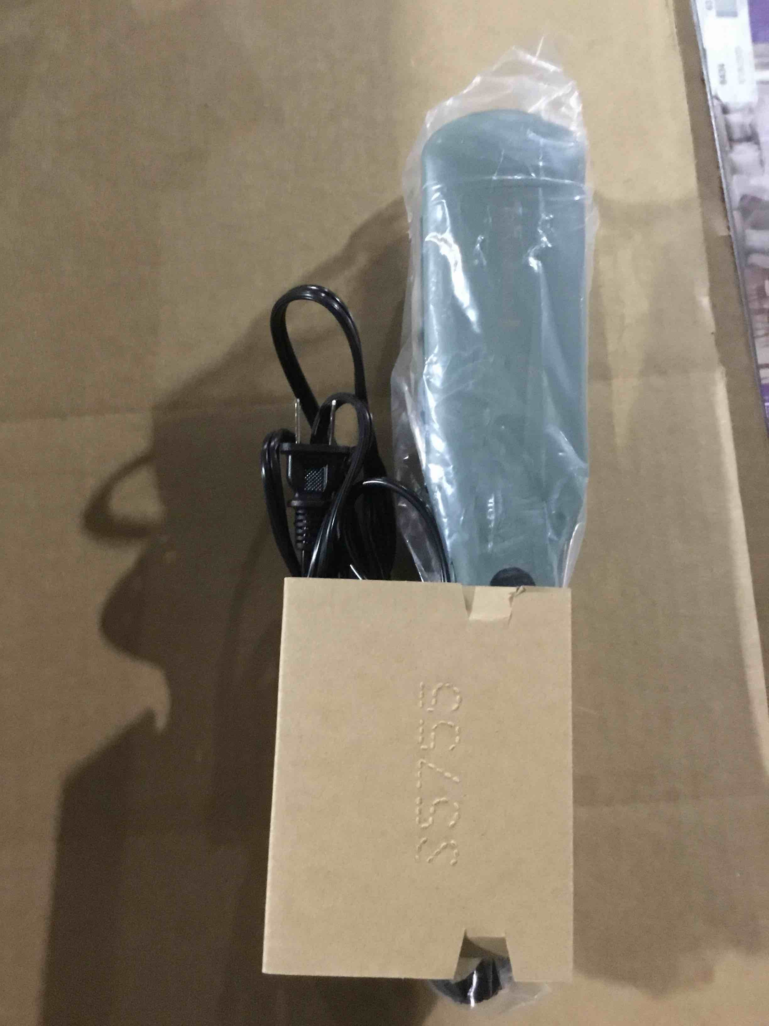 Condition photo showing New/Like New for Remington Botanicals™ 2" Flat Iron, Micro-Conditioners, Heat Protection, Green