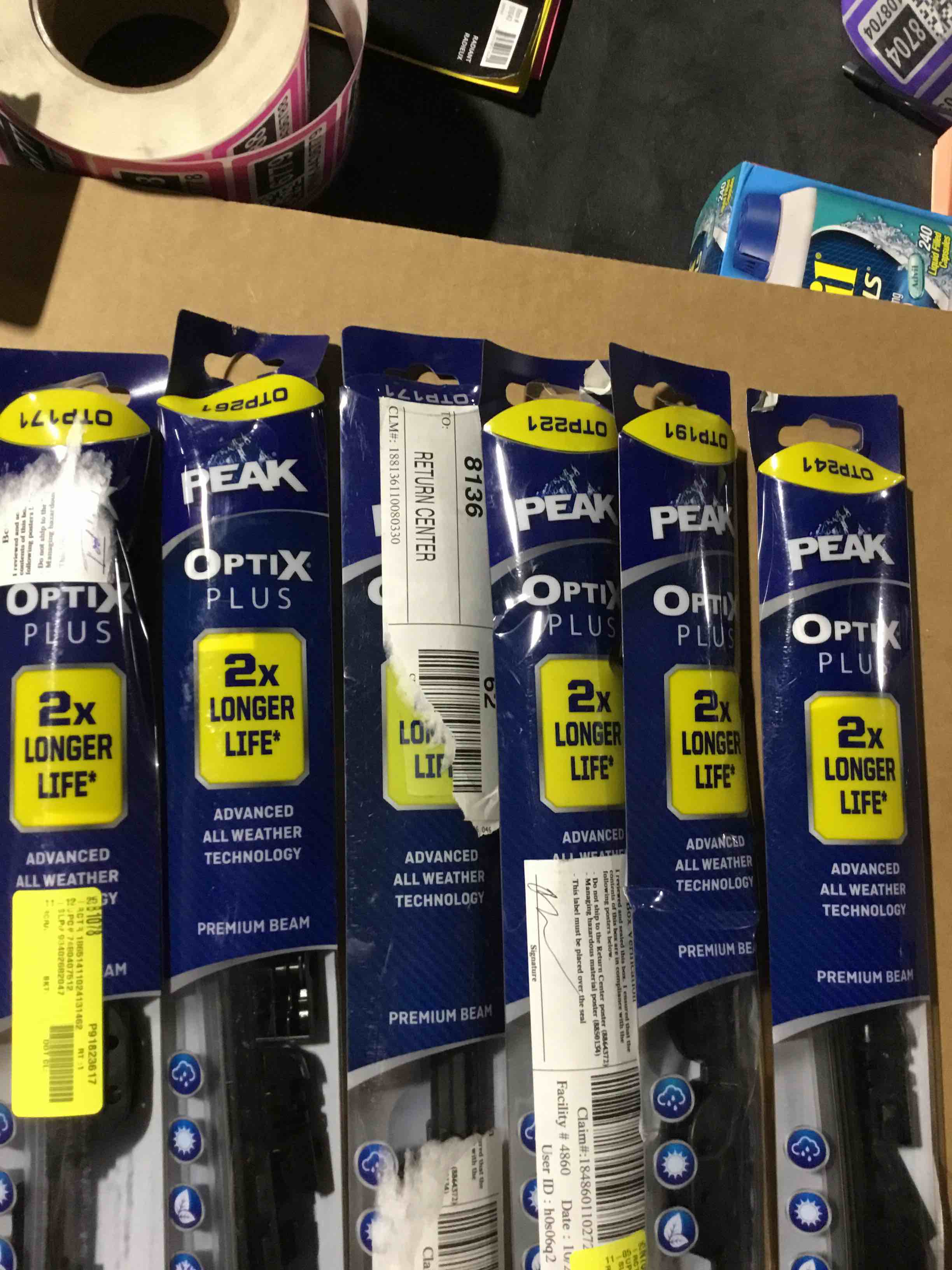 Condition photo showing As Is for Pack of 6 Assortment Windshield Wiper