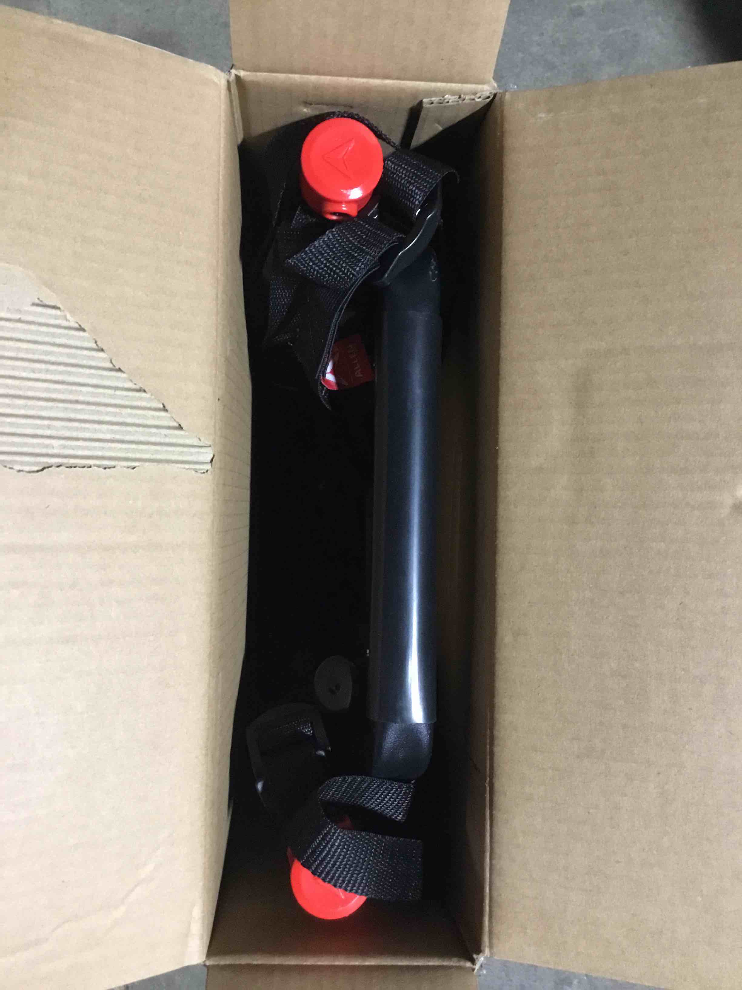 Condition photo showing New/Like New for Allen Sports Deluxe 3-Bicycle Trunk Mounted Bike Rack Carrier  103DN