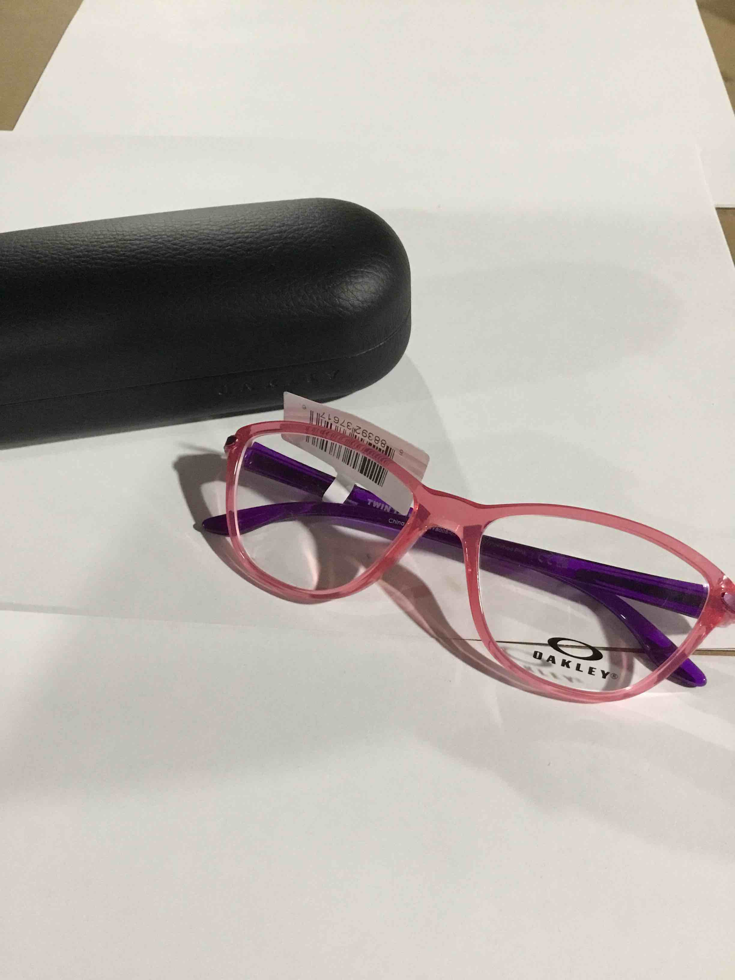Condition photo showing New/Like New for Oakley Unisex Kids Oy8008 Twin Tail Cat Eye Prescription Eyewear Frames