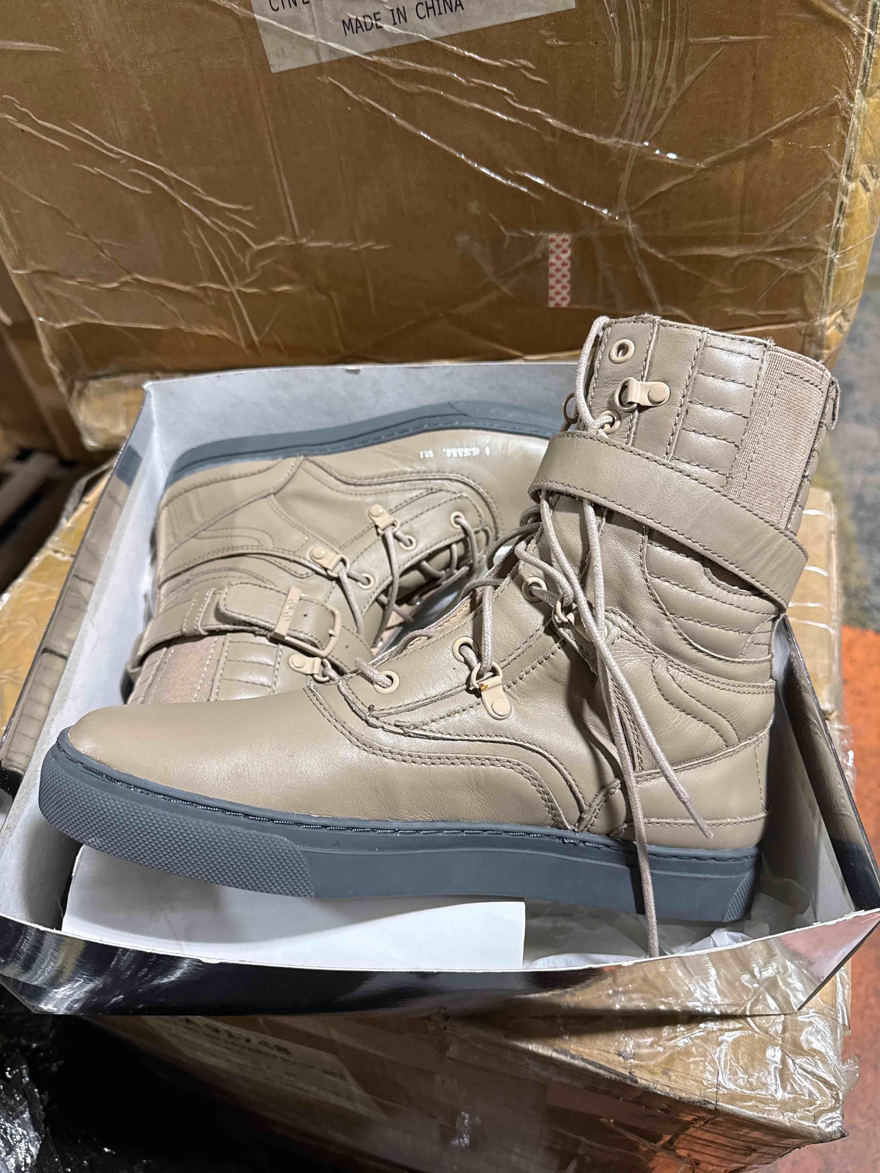 size 8 climate x men’s shoes 