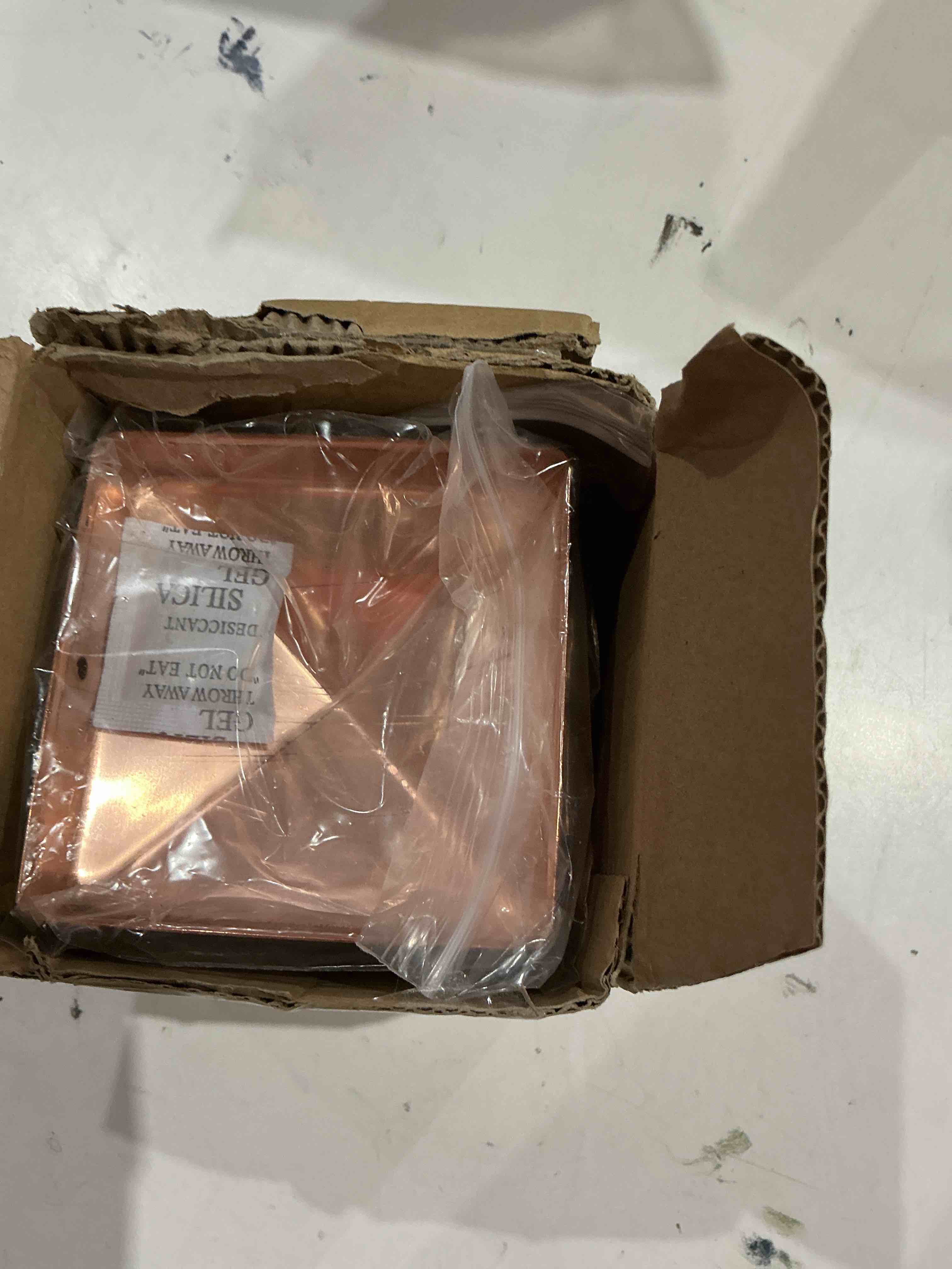 Condition photo showing Good Condition for tandefio 4 pcs 4x4'' solid copper post caps fence pyramid decking caps with screw for metal wood cedar fence deck corridors mailbox posts end cover 4x4'' 4