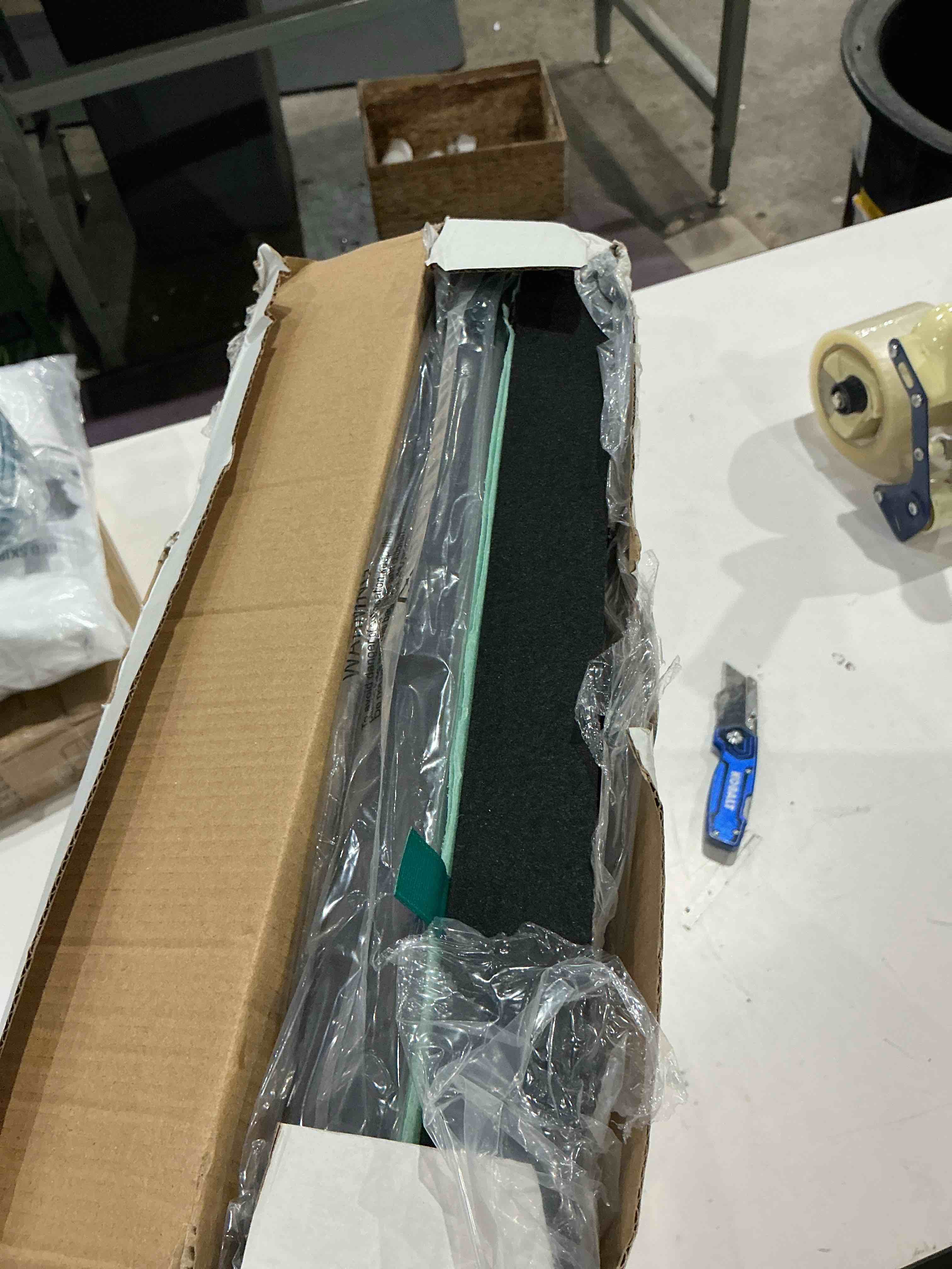 Condition photo showing Good Condition for air400 filter replacement for bissell air400, 1 filter, 1 carbon post filter, 4 pre filter, compared to part 2521 and 2520 (1 sets air400)