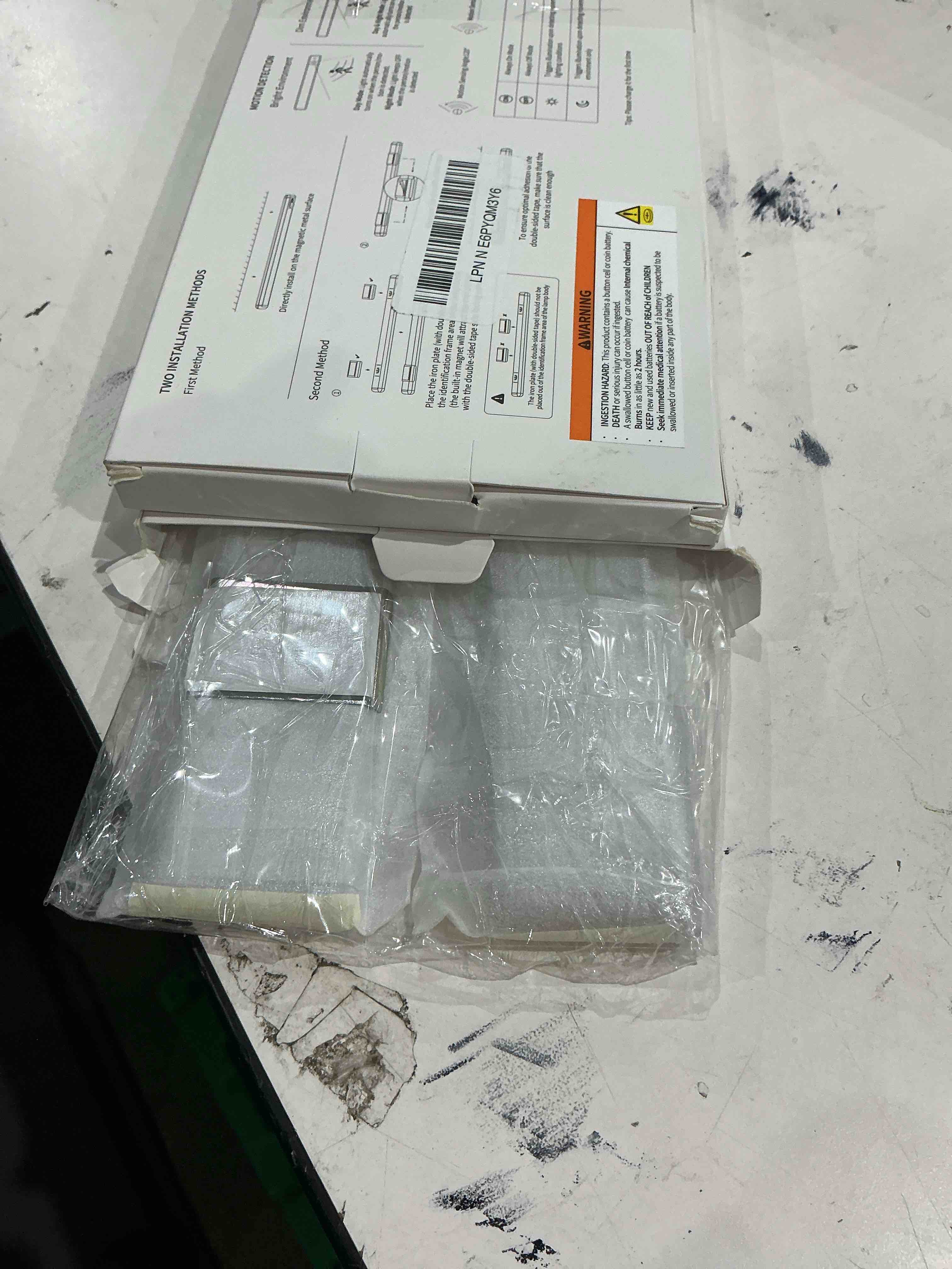 Condition photo showing Good Condition for ezvalo under cabinet lights, 14.5'' motion sensor light indoor dimmable, 4000mah rechargeable closet lights 5700k with remote control, wireless under counter light for kitchen,cabinet,bedroom?4pcs? cool white 4pack-14.5inch