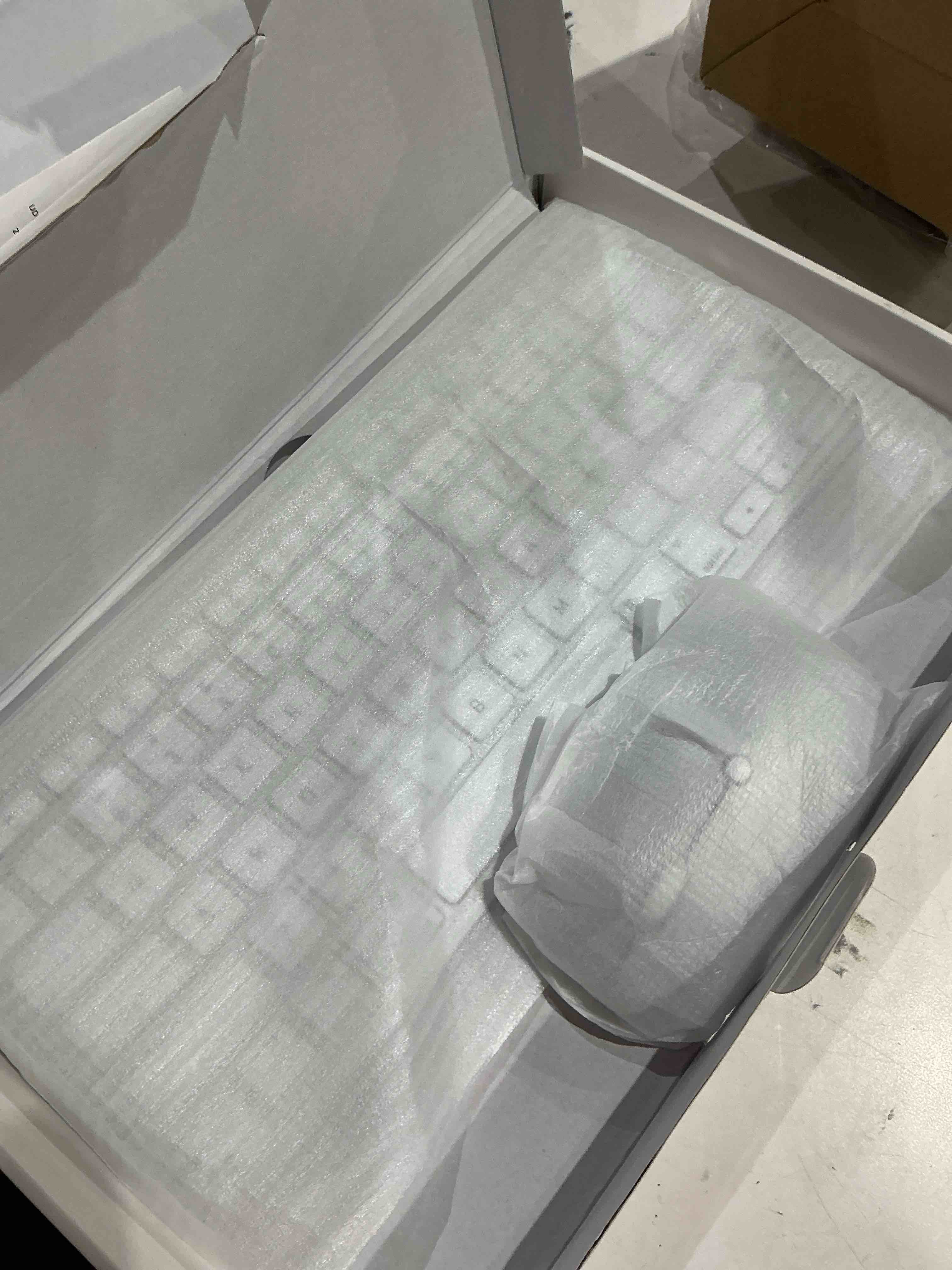 Condition photo showing Good Condition for wireless keyboard and mouse for mac, 14 media shortcuts keyboard with adjustable dpi mouse, slim & portable design, stable bluetooth connection, silver-white,omoton