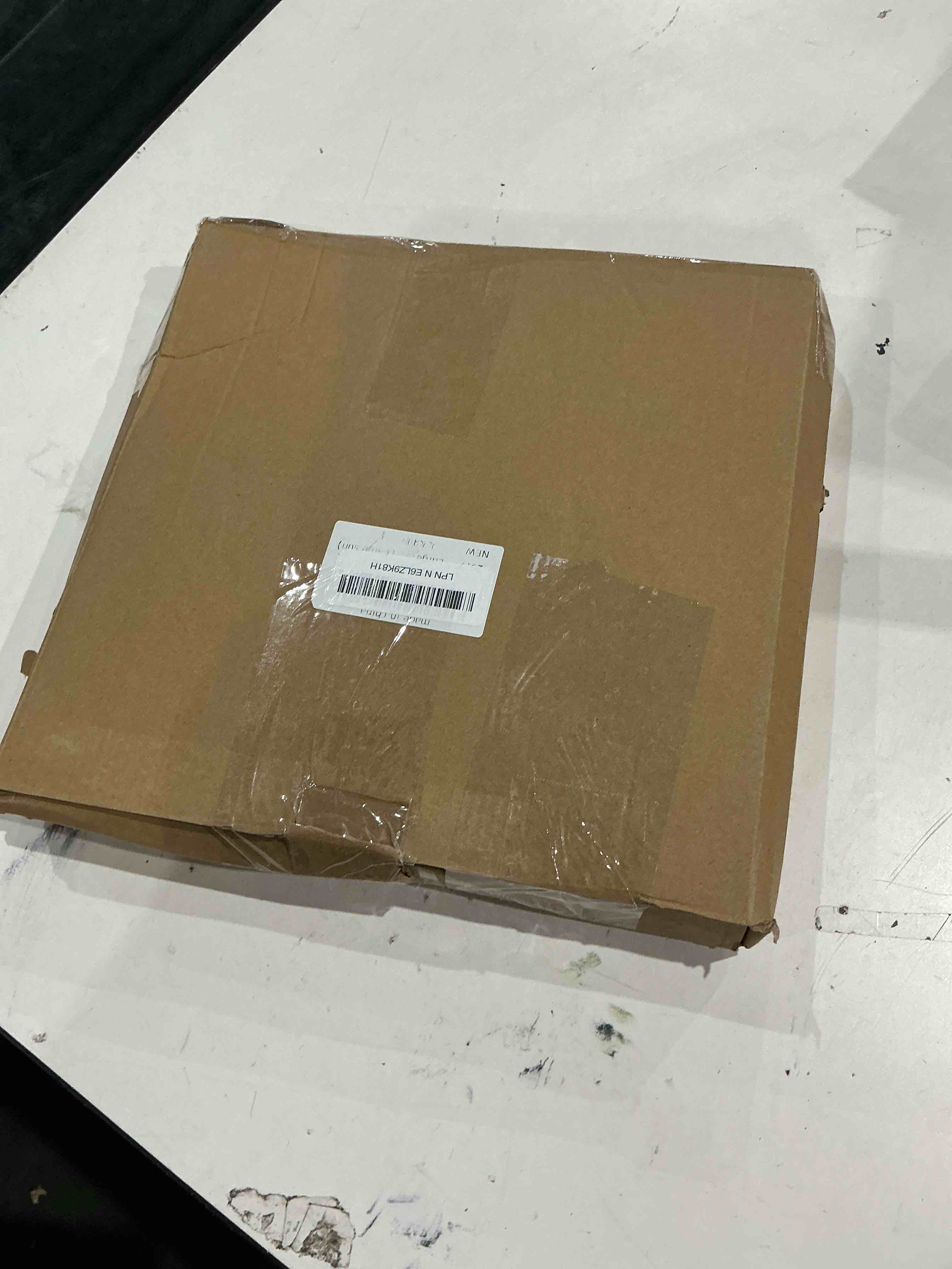 https://s3.amazonaws.com/lotting-images-prod/bidfta/PNK4771111_1782924328647.jpeg