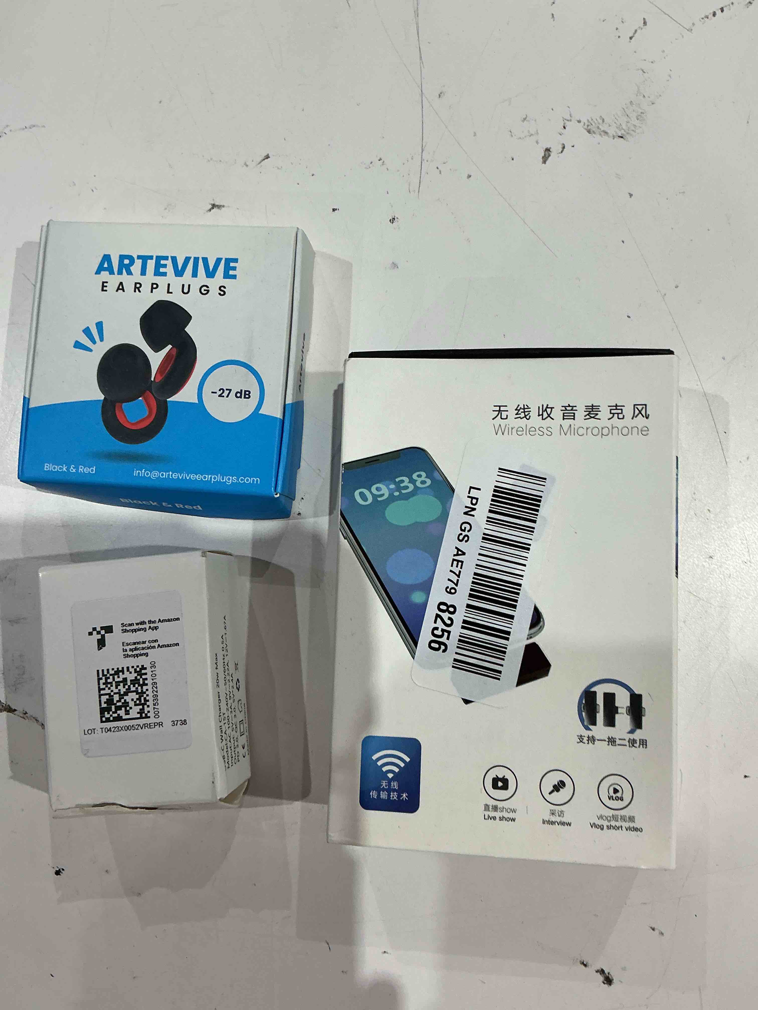 Condition photo showing New/Like New for electronic